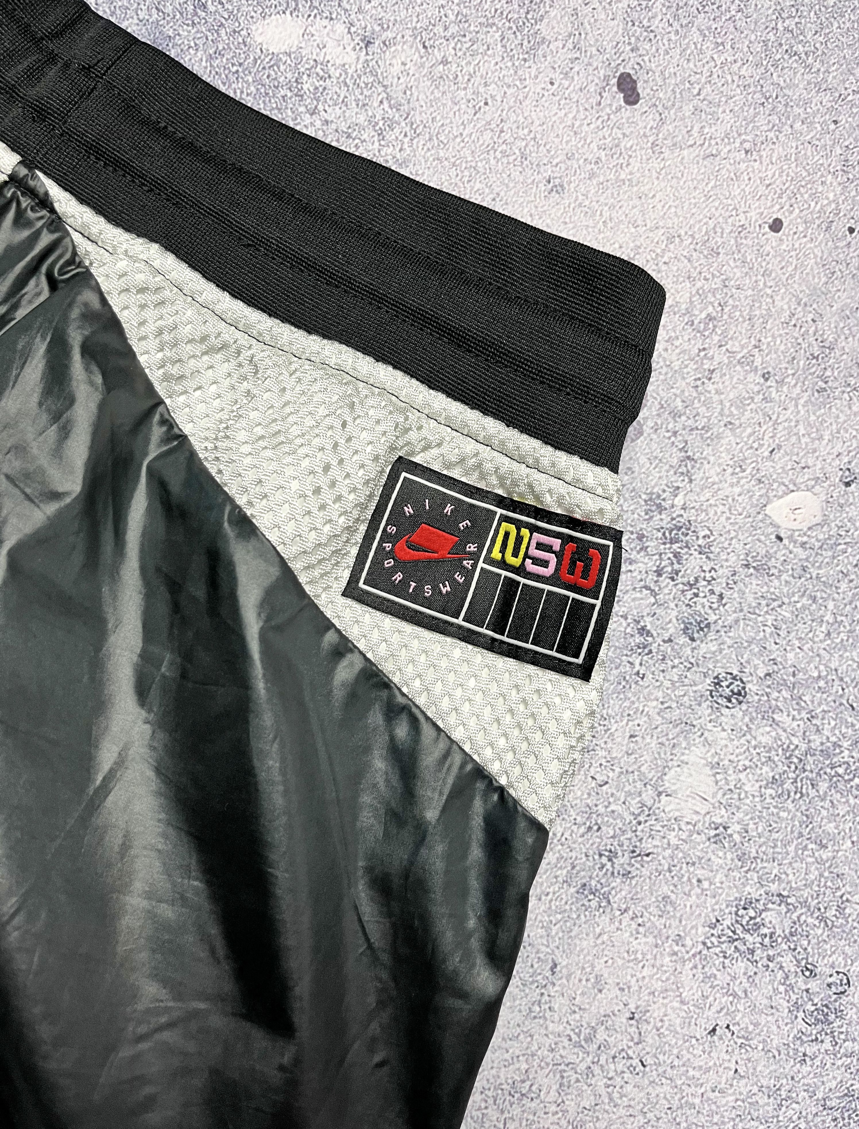 Nike Nike NSW Crazy Nylon Casual Pants Sweatpants Gorpcore Size US 30 / EU 46 - 9 Thumbnail