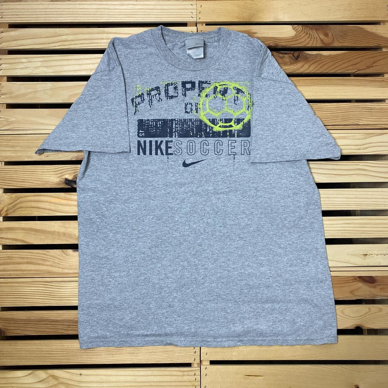 Nike Vintage Nike Gray Soccer Tee Size Large Size US L / EU 52-54 / 3 - 1 Thumbnail