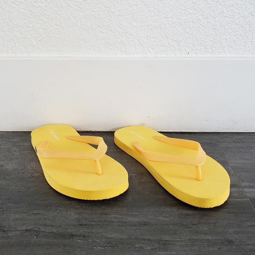 Old Navy Yellow Classic Old Navy Sandal Size US 5.5 / IT 35.5 - 1 Thumbnail