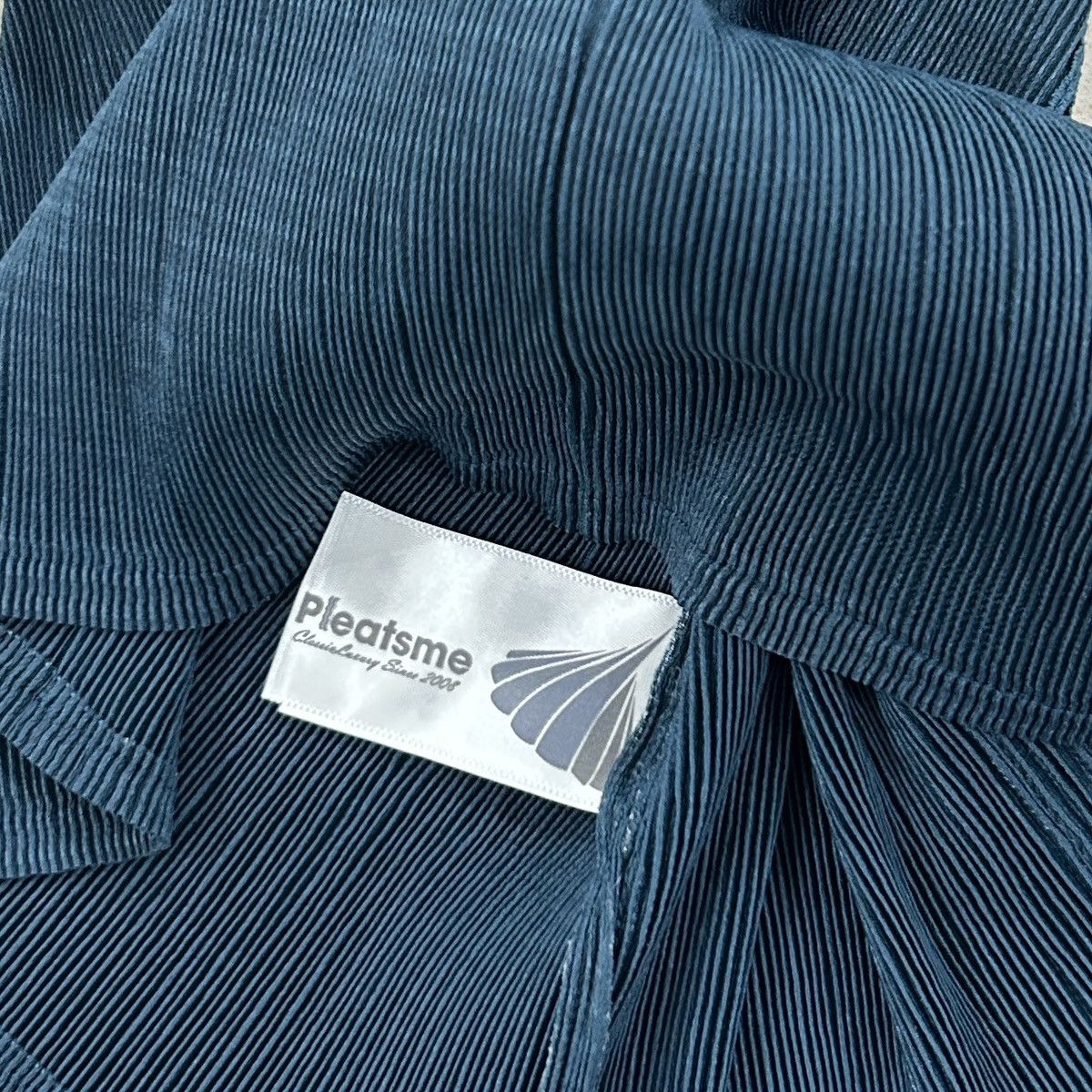 Pleats Please Issey Miyake Vintage Pleatsme By Issey Miyake Pletaed Long Sleeve Size ONE SIZE - 7 Thumbnail