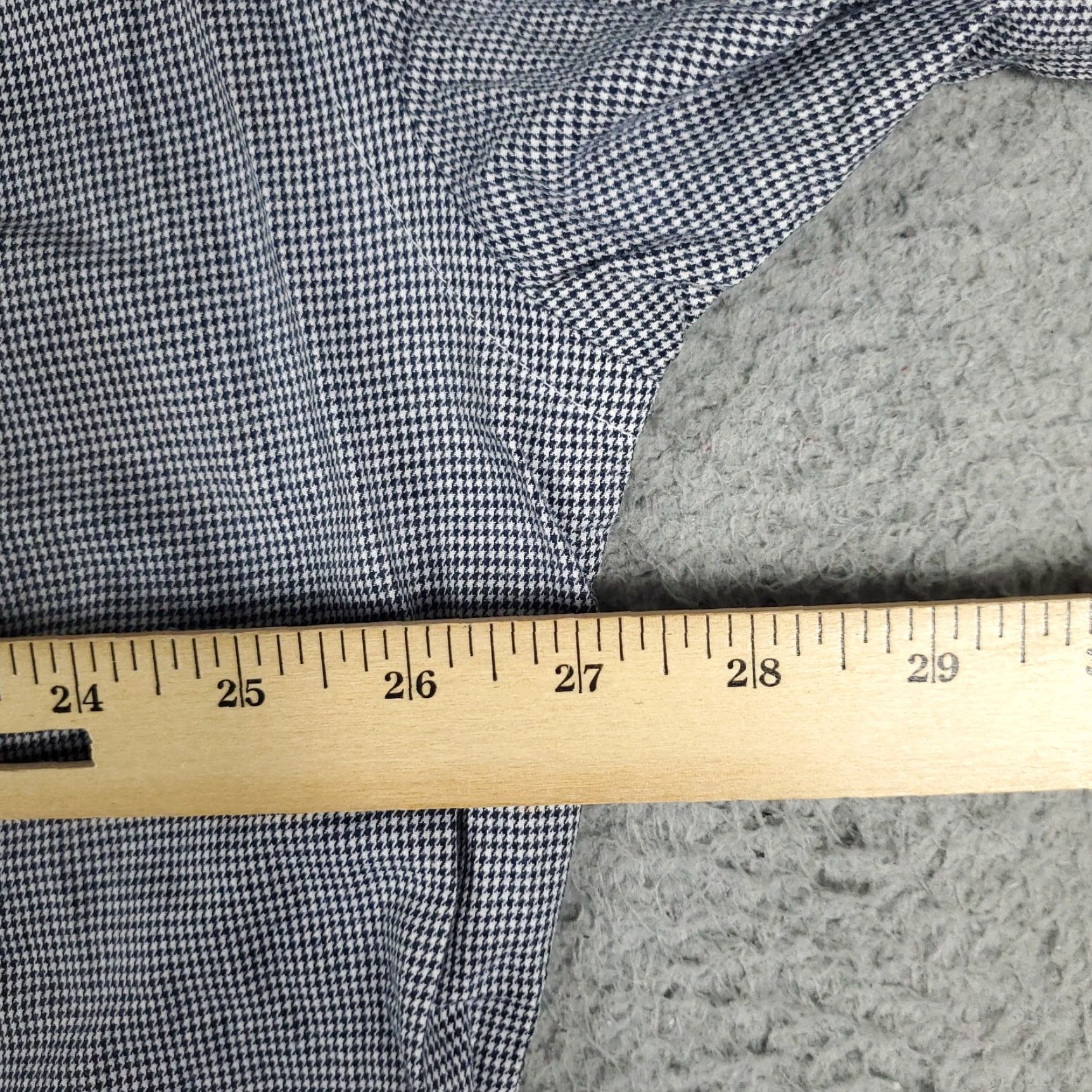 Tommy Hilfiger VINTAGE Tommy Hilfiger Shirt Mens 2XL Blue Houndstooth Button-Up Long Sleeve Regular Fit Collared Logo Pocket All Seasons Men Size US XXL / EU 58 / 5 - 7 Thumbnail