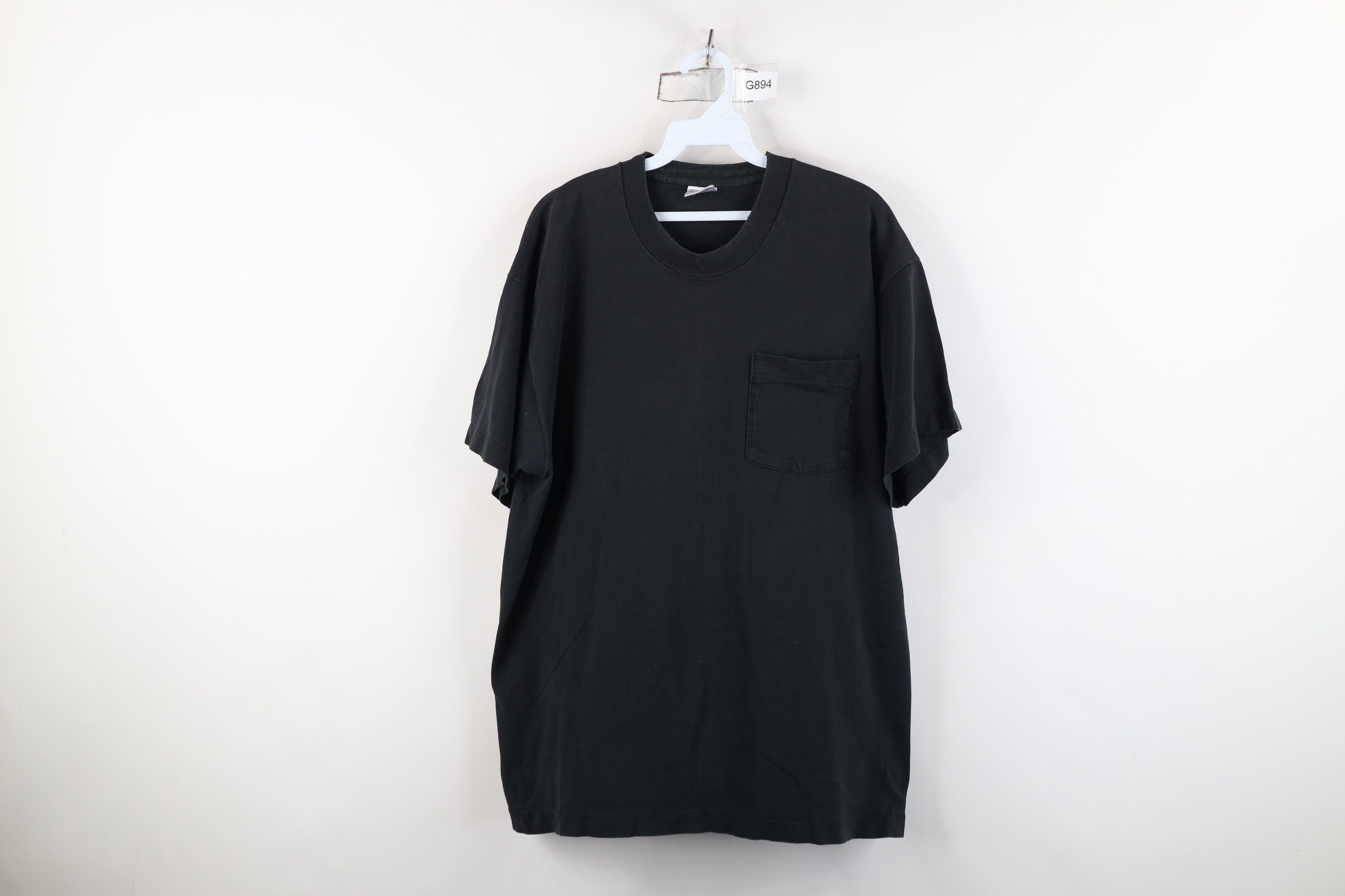 Vintage Vintage 90s Streetwear Heavy Cotton T-Shirt Black USA Size US XL / EU 56 / 4 - 1 Thumbnail