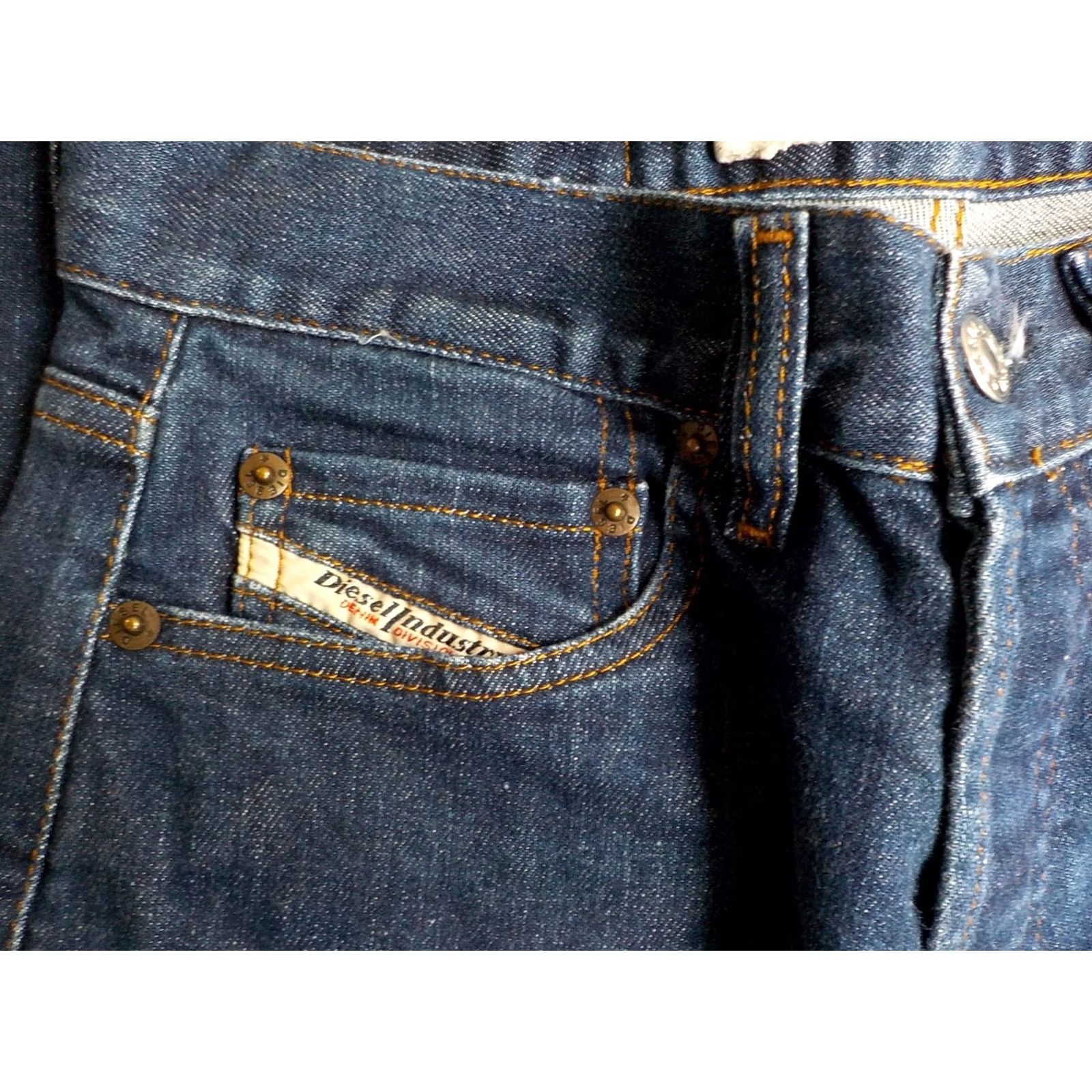 Diesel Diesel Jeans Blue Button Fly Straight Leg SZ 30 Italy Womens Size 30" / US 8 / IT 44 - 3 Thumbnail
