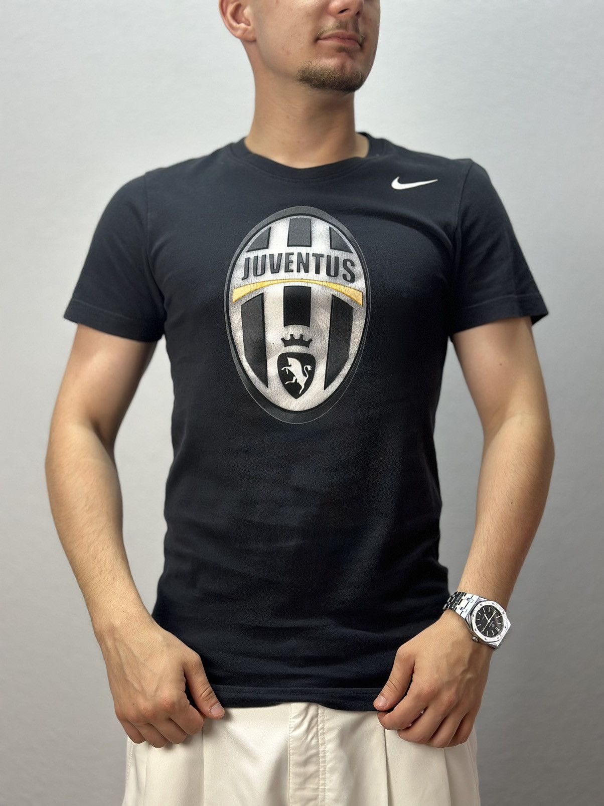 Nike Vintage Jersey Juventus nike black Ronaldo Soccer T-shirt Size US S / EU 44-46 / 1 - 1 Thumbnail