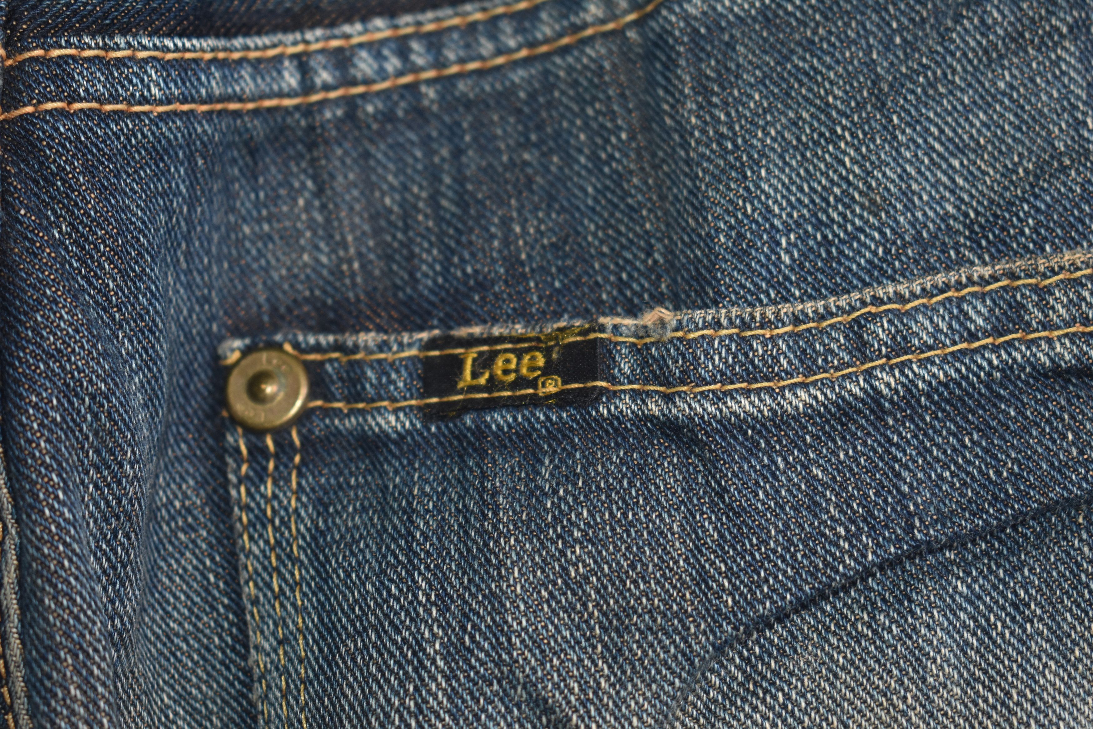 Japanese Brand × Lee × Vintage Wide Leg 🔥 Distressed Lee Cowboy Jeans Size 33 Size US 33 - 8 Thumbnail