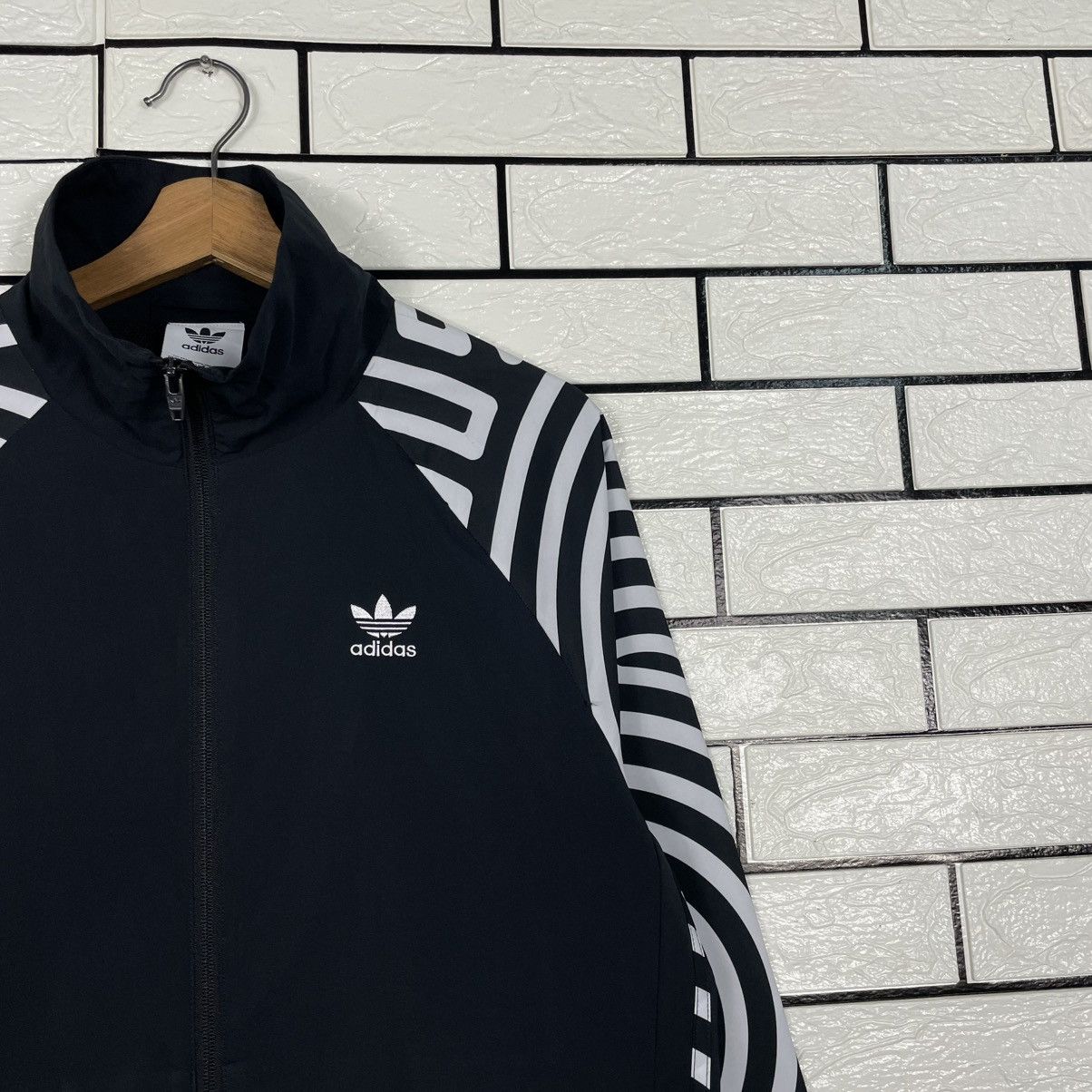 Adidas Adidas Three Stripes Zipper Jacket Size US M / EU 48-50 / 2 - 5 Thumbnail