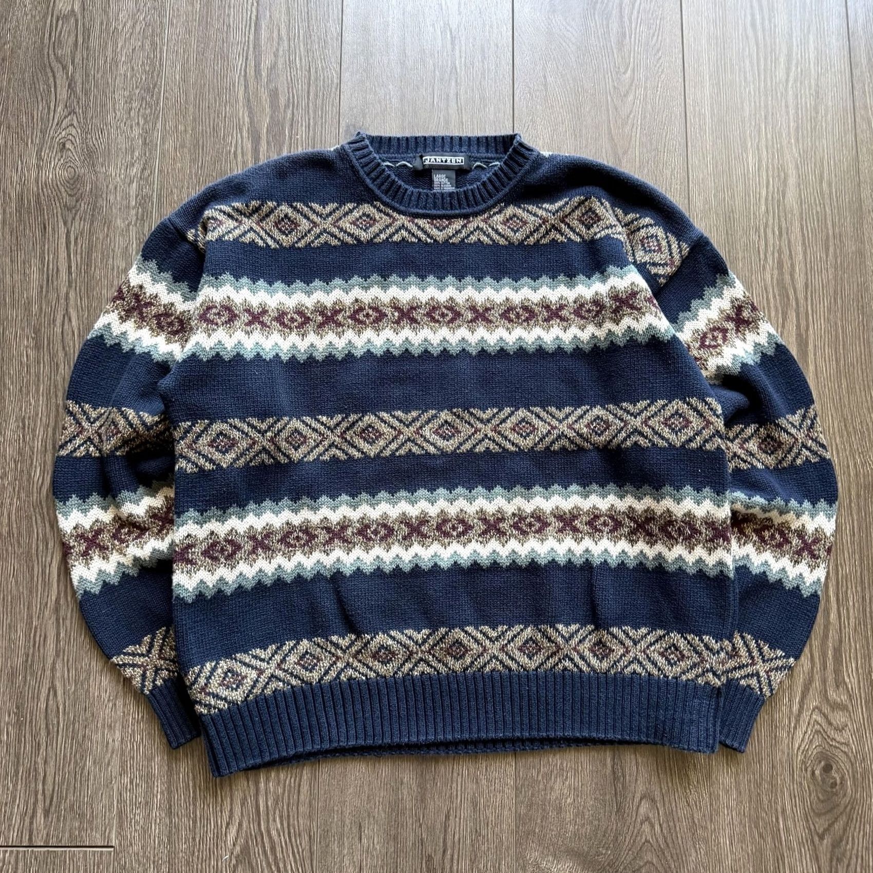 Jantzen VINTAGE Jantzen Mens Knit Sweater Crewneck Pullover Large Blue Fair Isle Knit Casual Winter Size US L / EU 52-54 / 3 - 3 Thumbnail