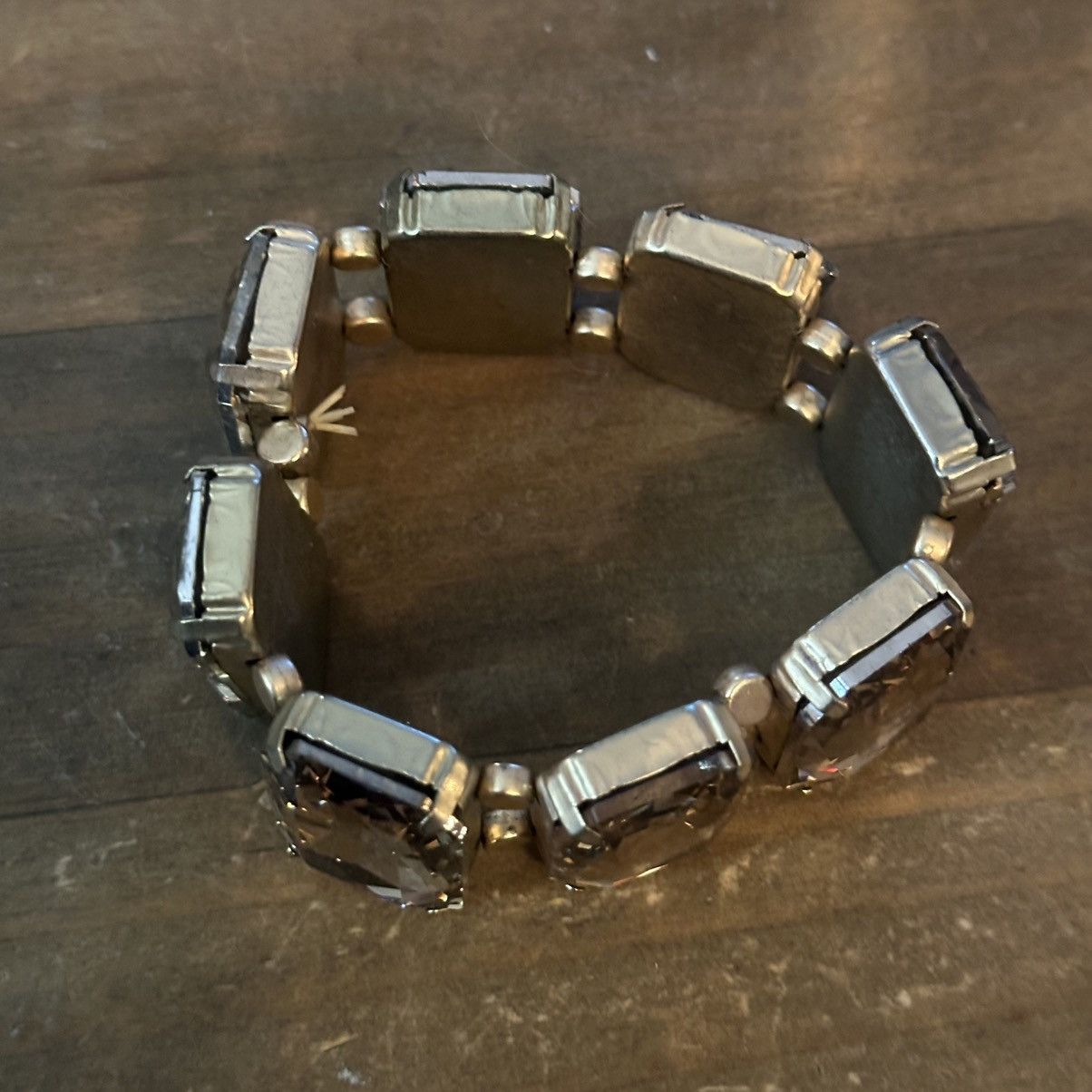 Other Gold tone faceted rectangular glass stones stretch bracelet Size ONE SIZE - 5 Thumbnail