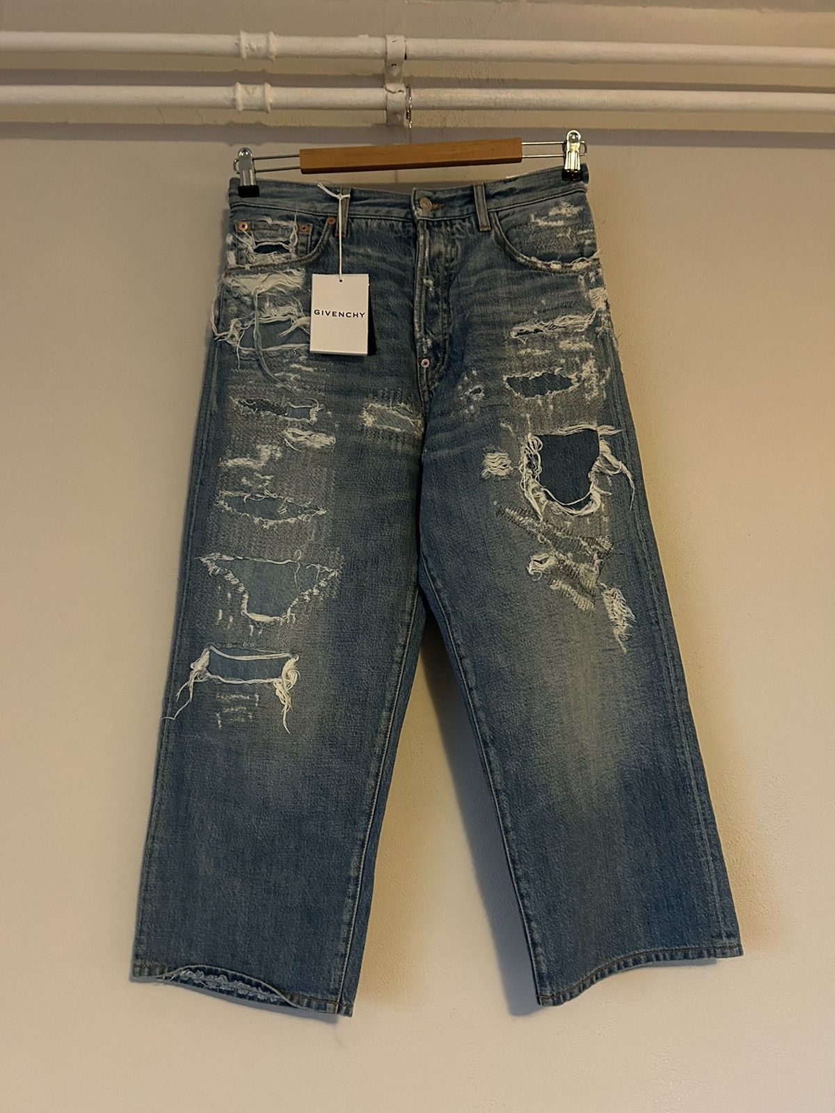 Givenchy Baggy Distressed Cropped Denim Jeans - Size 28 Size US 28 / EU 44 - 1 Thumbnail