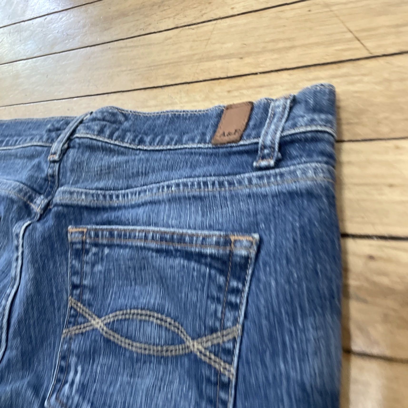Abercrombie & Fitch VINTAGE Abercrombie & Fitch Erin Low Rise Jeans Women 8 R Vintage Y2K Rare Blue Straight Leg Jeans Size 30" / US 8 / IT 44 - 4 Thumbnail
