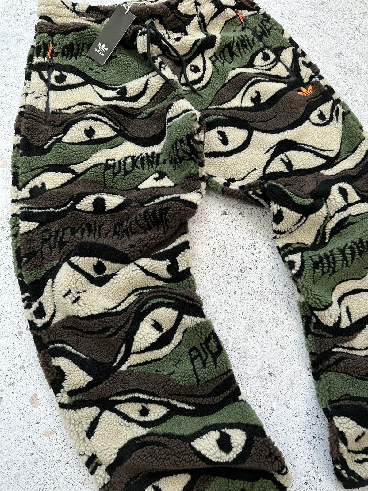 Adidas Fucking Awesome FA Adidas Sherpa Fleece Pants Eye Camo Men M Size US 32 / EU 48 - 3 Thumbnail