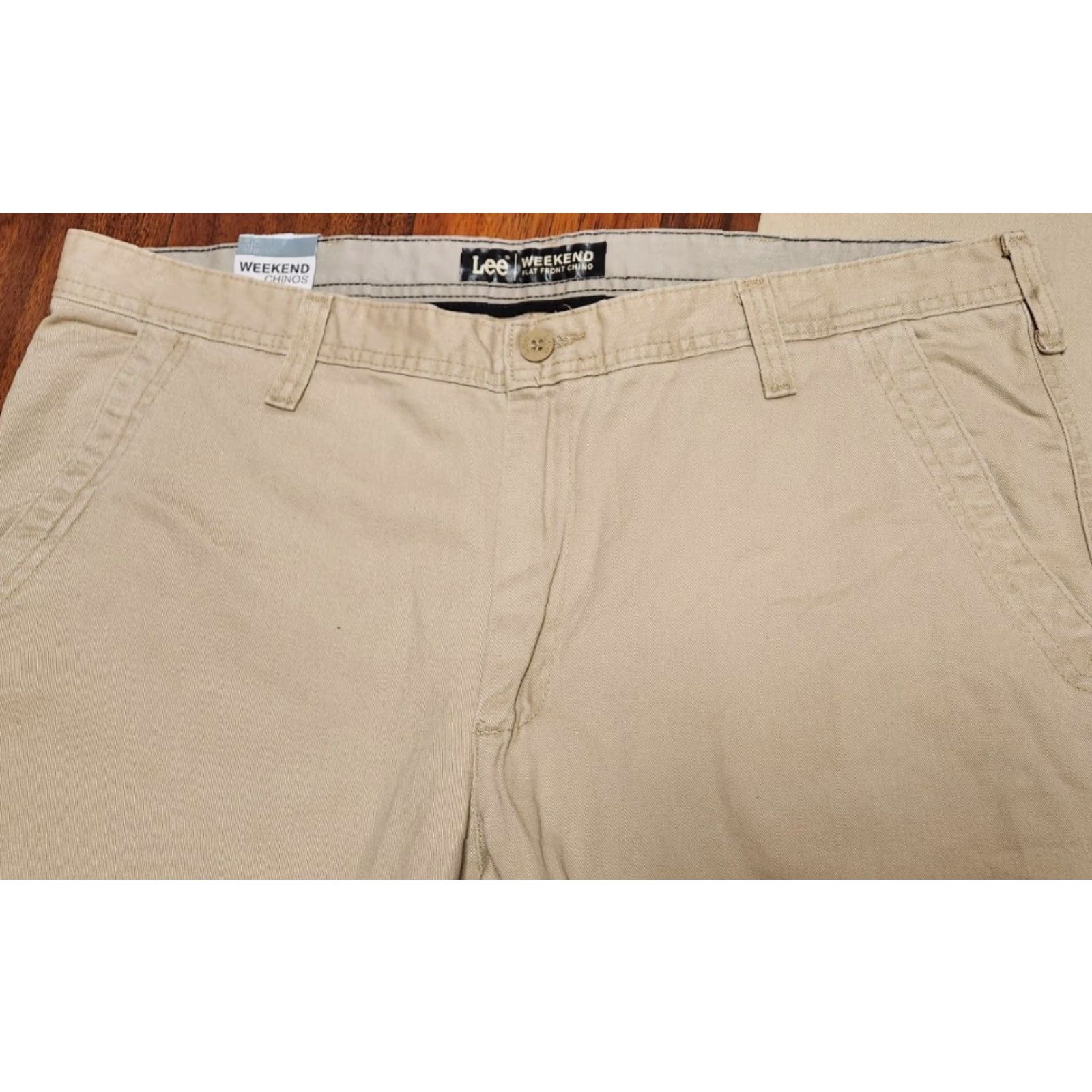 Lee LEE Weekend Chino Pants Straight Men 38x32 Vintage NWT Beige Cotton Flat Front Regular Rise Adjustable? (remove?) Size US 38 / EU 54 - 7 Thumbnail