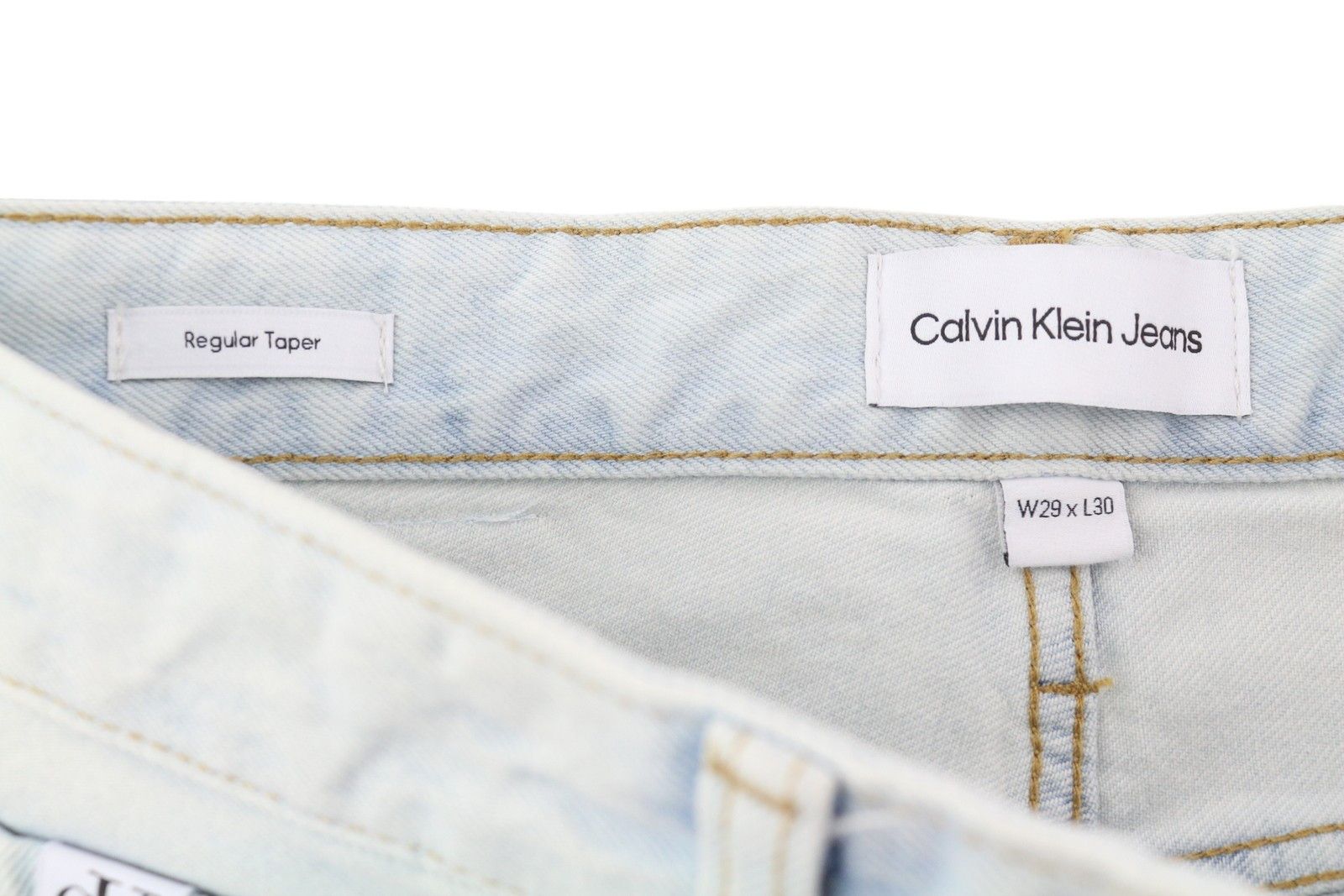 Calvin Klein REGULAR TAPER W29/L30 Light Blue Washed Zip Fly Denim 85324 Size US 29 - 6 Thumbnail