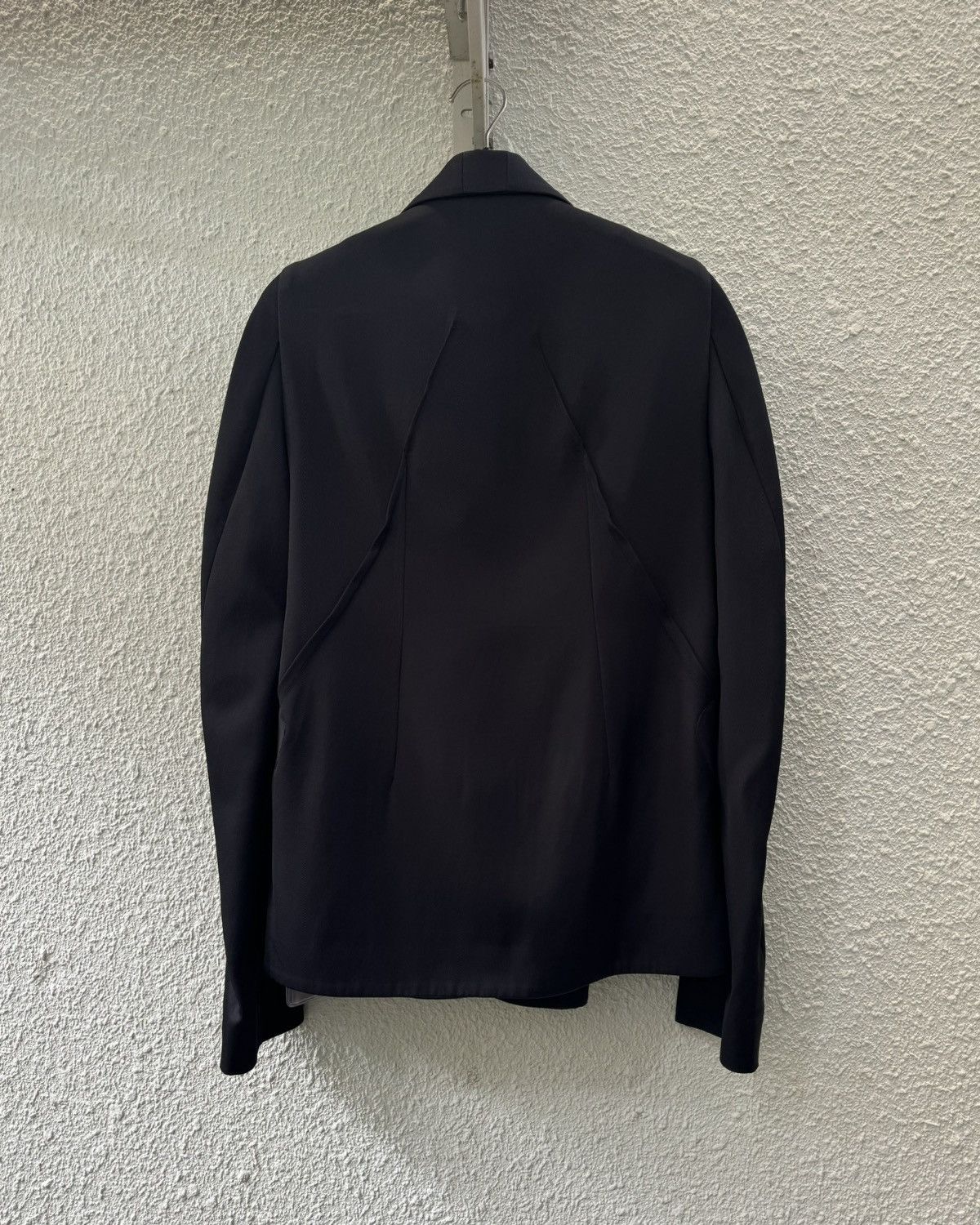 Kiko Kostadinov FW20 TRIPLE DART TAILORED JACKET | Grailed