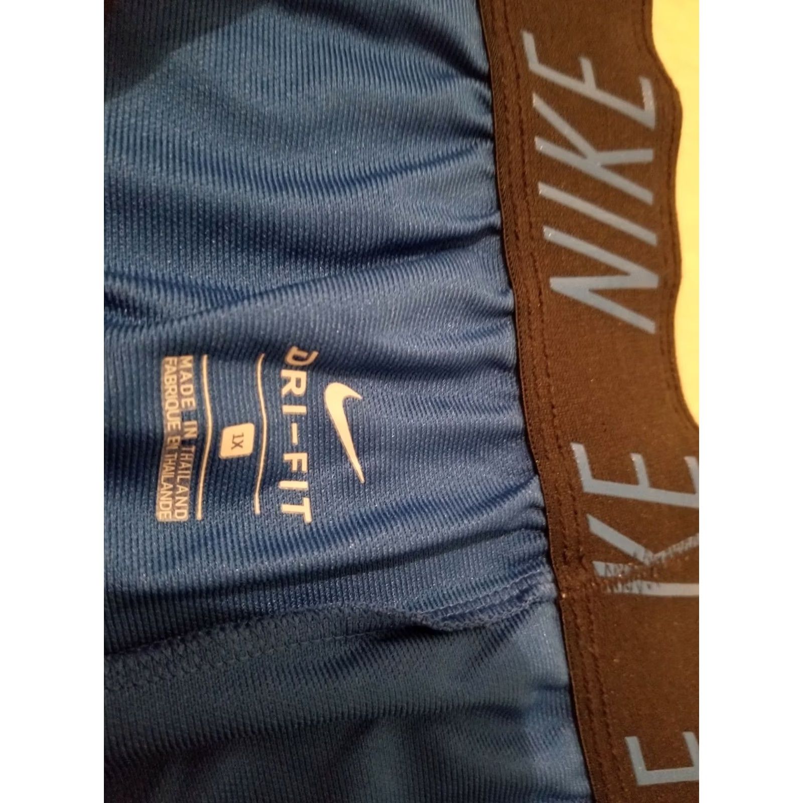 Nike VINTAGE? Nike Shorts Women 1X Blue Athletic Activewear XL? Size 40" / US 18 - 4 Thumbnail