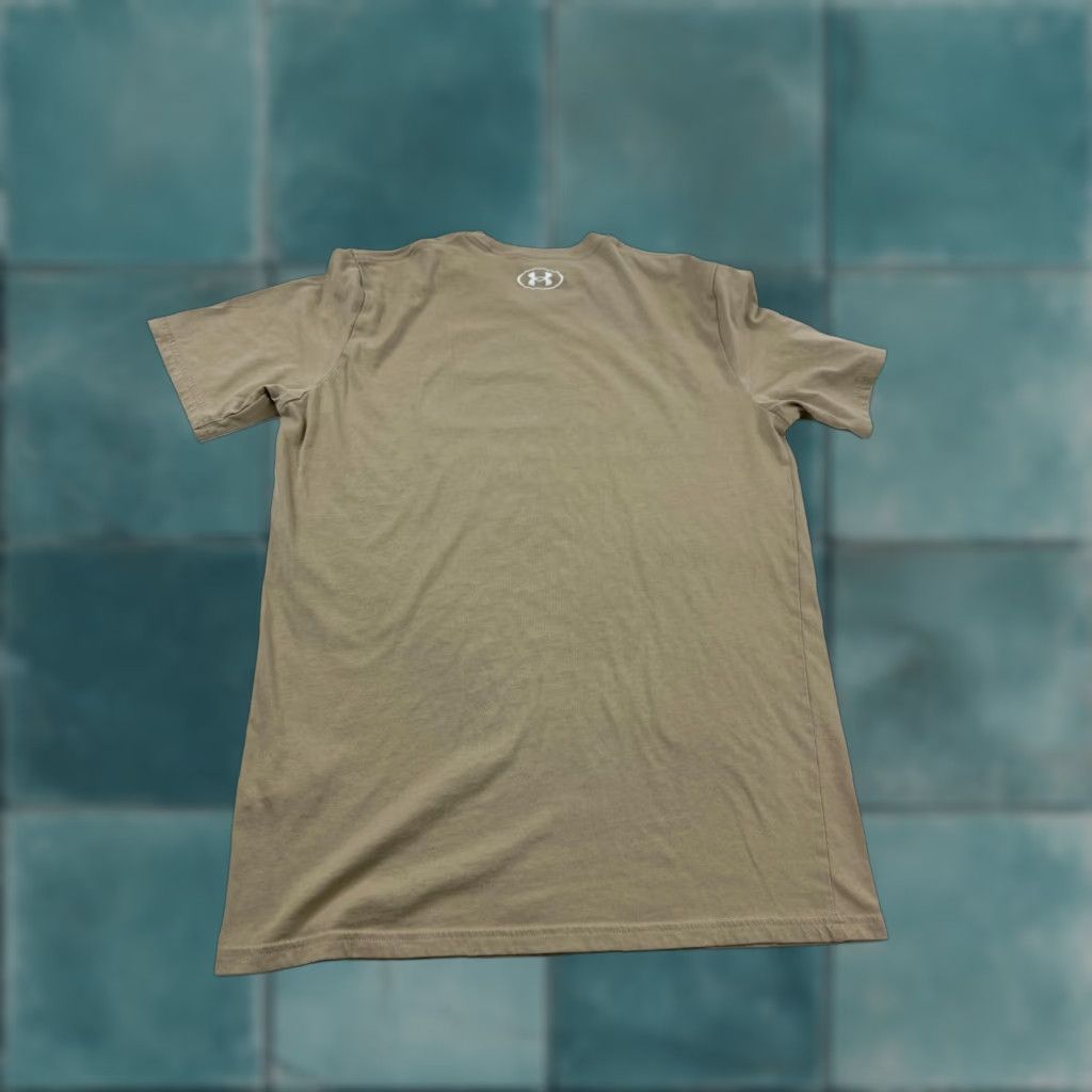 Under Armour Under Armour Shirt Mens M Beige Short Sleeve Crew Neck Logo Graphic Print Outdoor 90s? Size US M / EU 48-50 / 2 - 1 Thumbnail