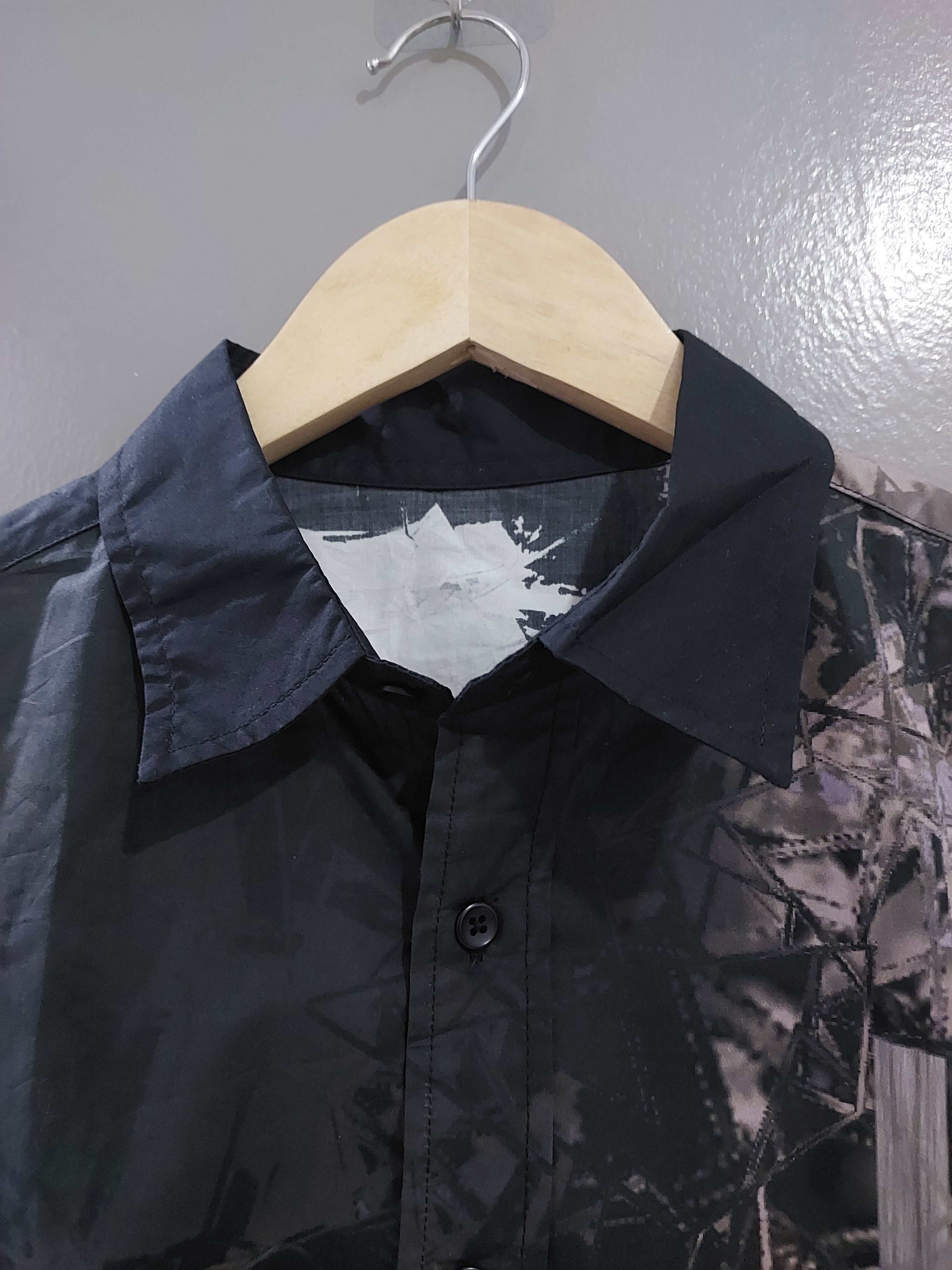 Anime VERY RARE TOKYO GHOUL FULL PRINT LONG SLEEVE SHIRT Size US M / EU 48-50 / 2 - 6 Thumbnail