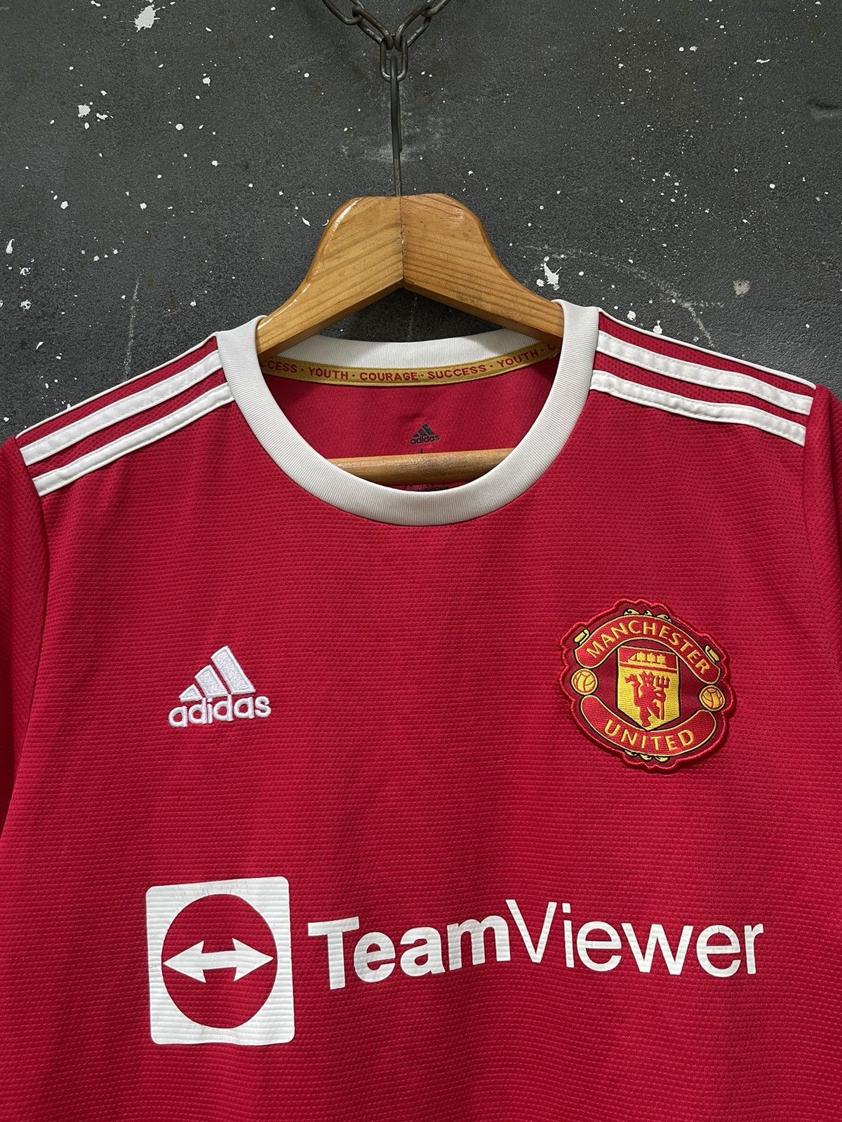 Adidas Adidas Manchester United 2021 Football Shirt Jersey Size US L / EU 52-54 / 3 - 3 Thumbnail