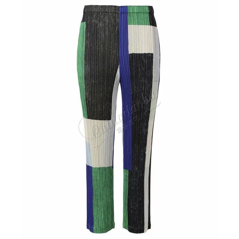 Issey Miyake Issey Miyake size:3 Black and green checkered pleated trou Size 22" - 6 Thumbnail