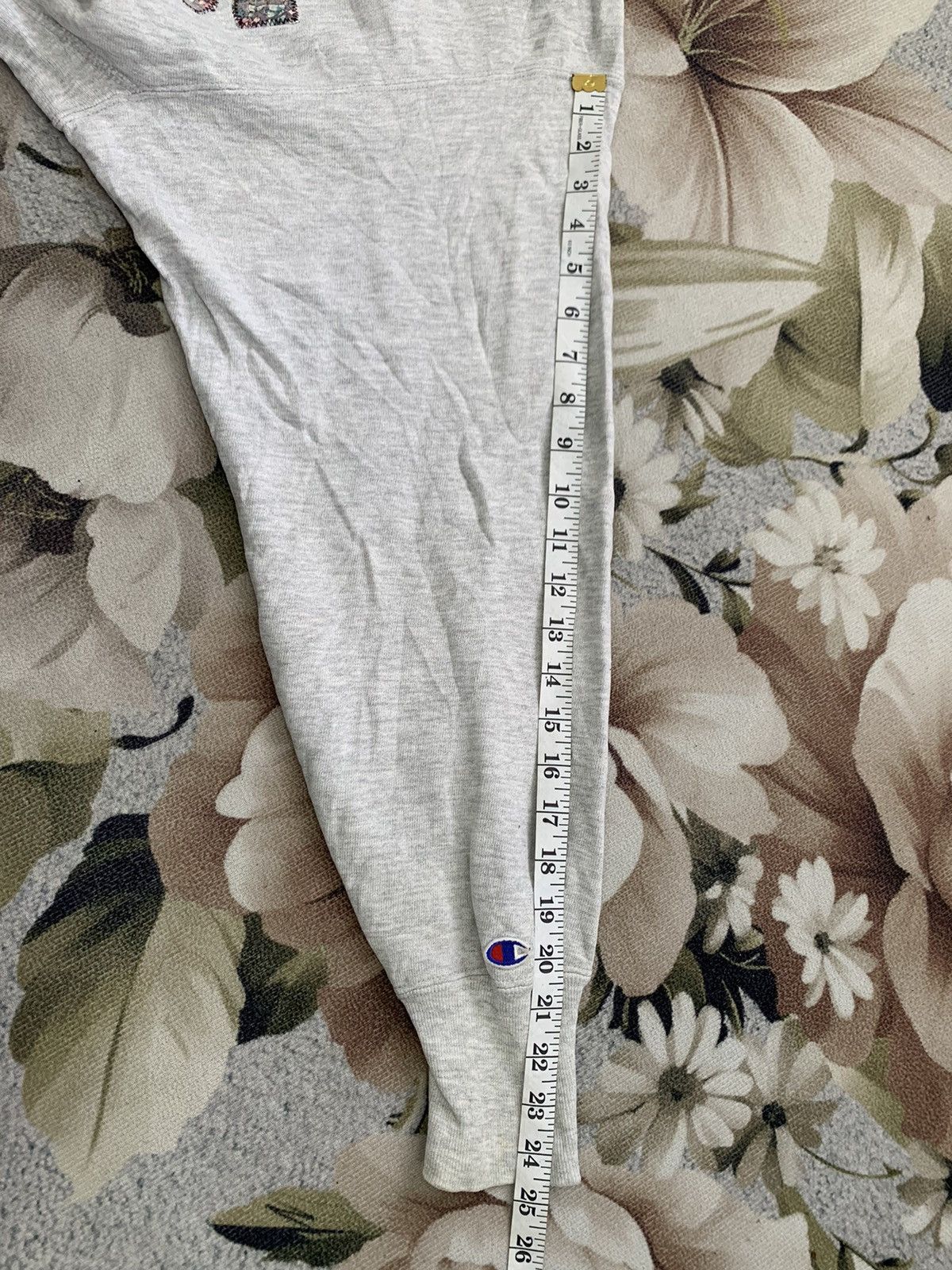Champion × Vintage Vtg 90s Champion Reverse Weave UMASS Sweatshirt Size US XL / EU 56 / 4 - 14 Thumbnail
