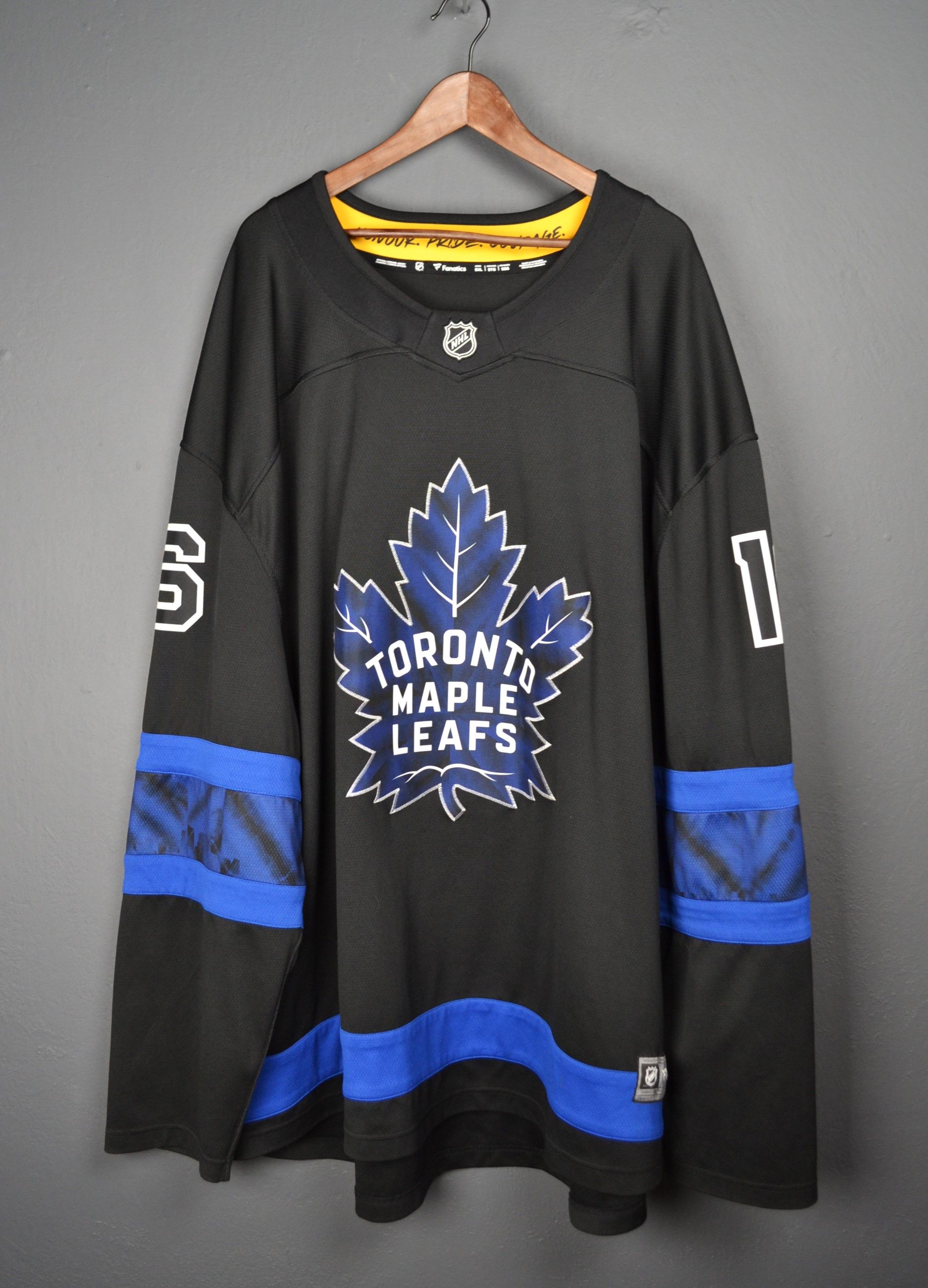 Other Toronto Maple Leafs Fanatics 5XL Black Jersey Marner 16 Size US XXL / EU 58 / 5 - 1 Thumbnail