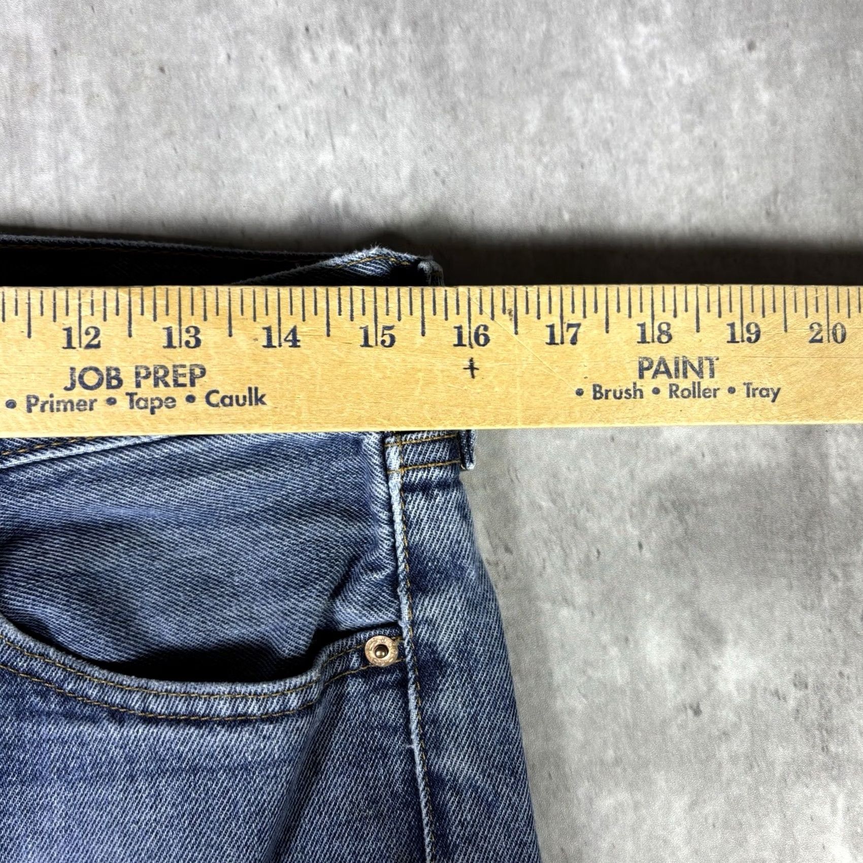 Levi's VINTAGE Levi's 505 Jeans Dark Wash Straight Levi's 505 Jeans 30x30 Mens Denim Blue 2000s Grunge Pants Size US 30 / EU 46 - 3 Thumbnail