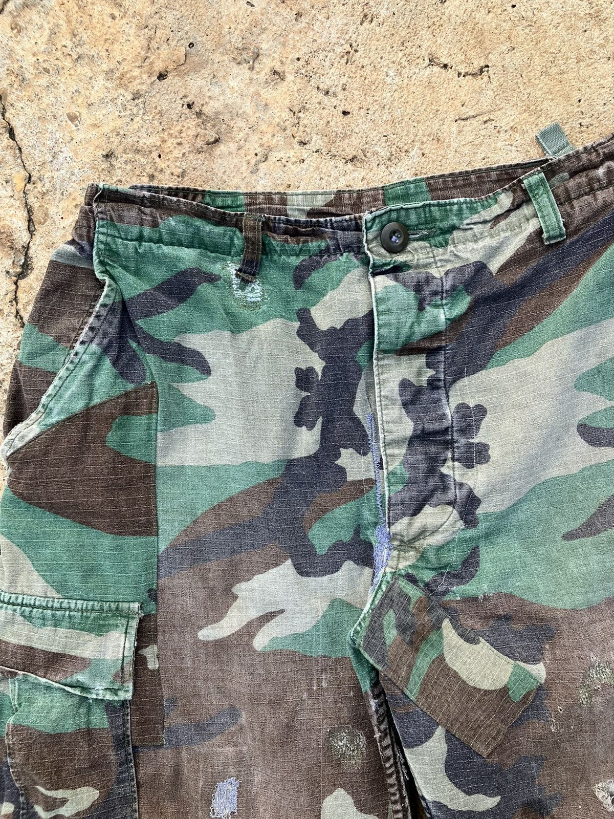 Woodlands Custom Short Vintage military cargo pants 1998‘s Size US 32 / EU 48 - 3 Thumbnail