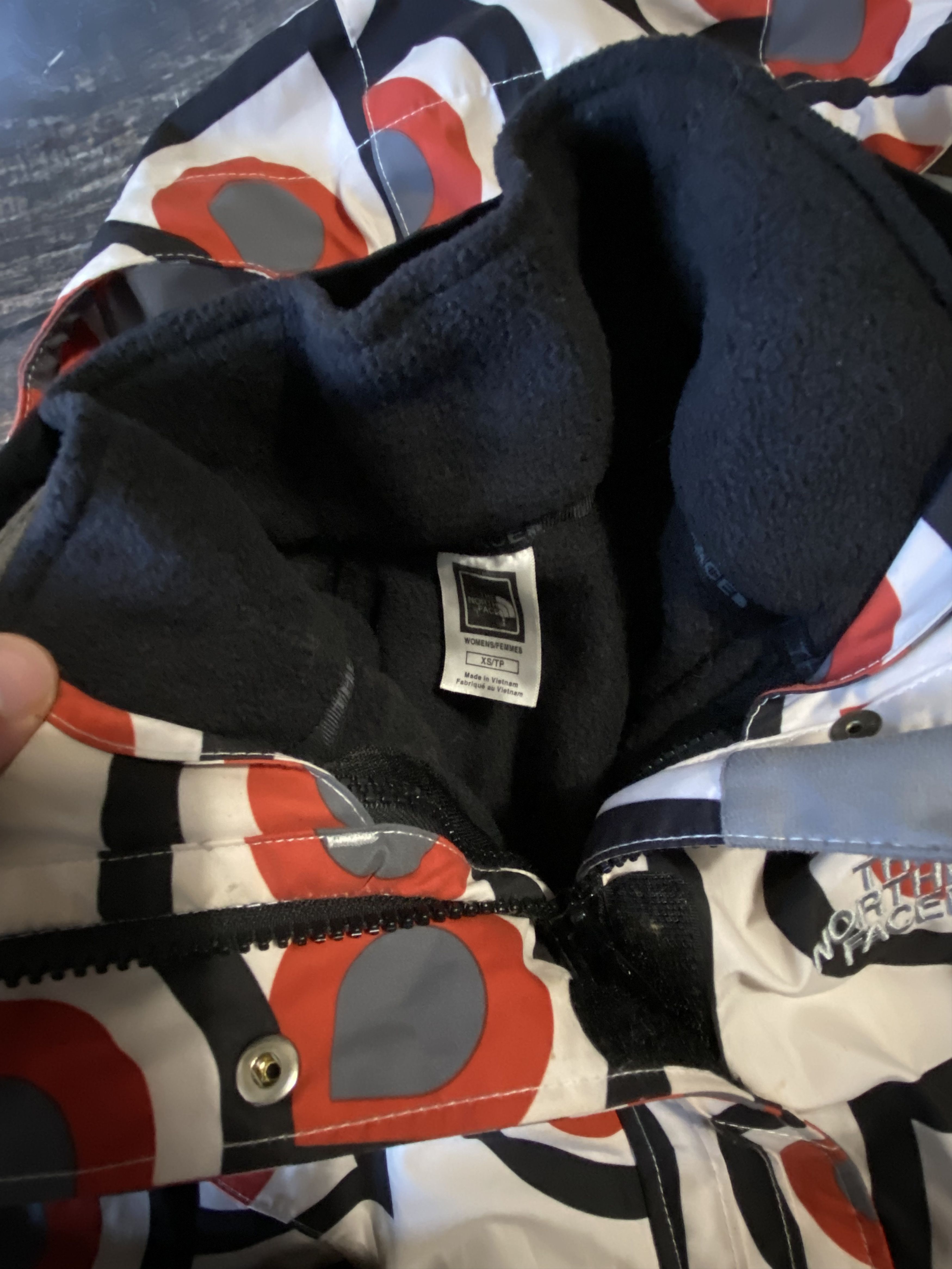 The North Face Gore-Tex North Face Geometric Winter Jacket Size S / US 4 / IT 40 - 7 Thumbnail