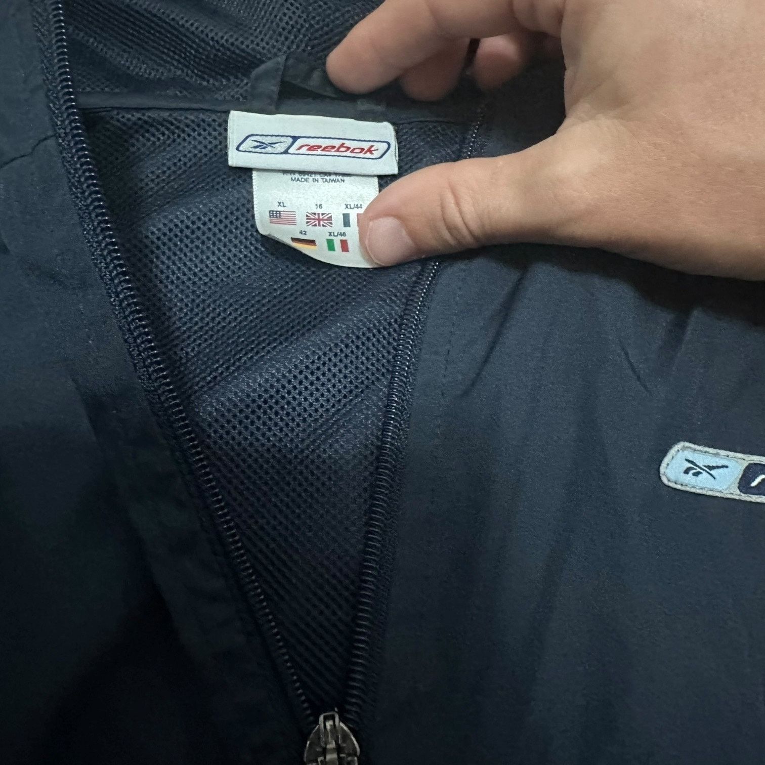 Reebok Reebok hooded navy blue windbreaker Size US XL / EU 56 / 4 - 5 Thumbnail