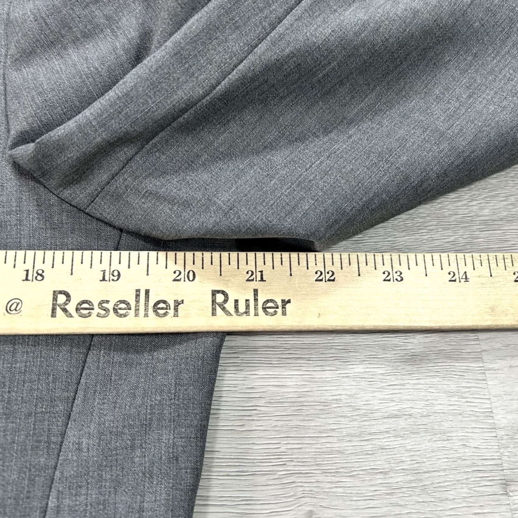 Hugo Boss HUGO BOSS Suit Jacket Mens 38 Short Gray Virgin Wool Tesse Biella 2 Button Dress Size US 38 / EU 54 - 6 Thumbnail
