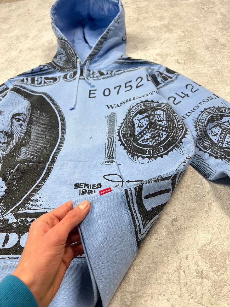 Supreme Supreme Benjamin Franklin 100 Dollar Bill Hoodie Size US L / EU 52-54 / 3 - 6 Thumbnail
