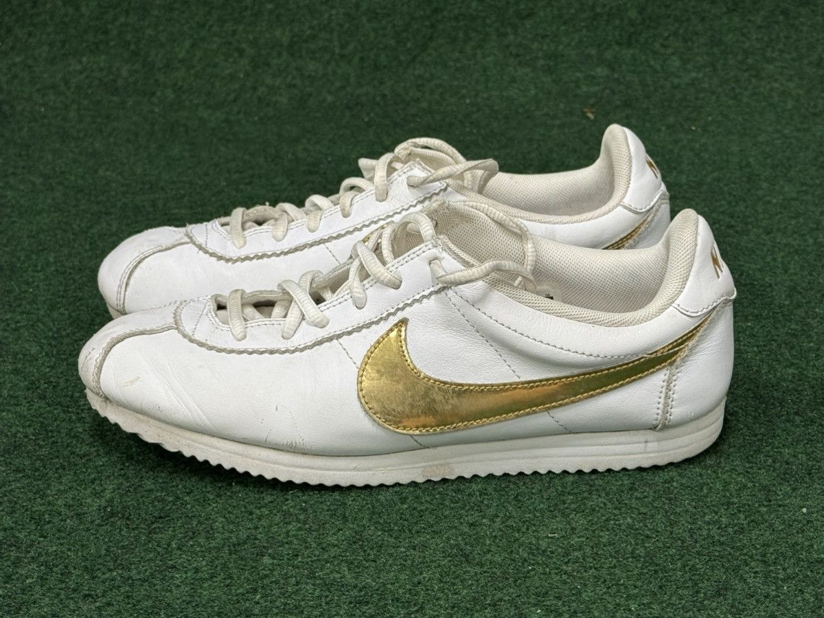 Nike 2016 Nike Cortez Metallic Gold Size US 7 / EU 40 - 1 Thumbnail
