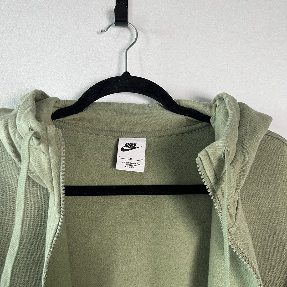 Nike Nike Full Zip Hoodie Green Minimal Streetwear Jacket Swoosh Size US L / EU 52-54 / 3 - 2 Thumbnail
