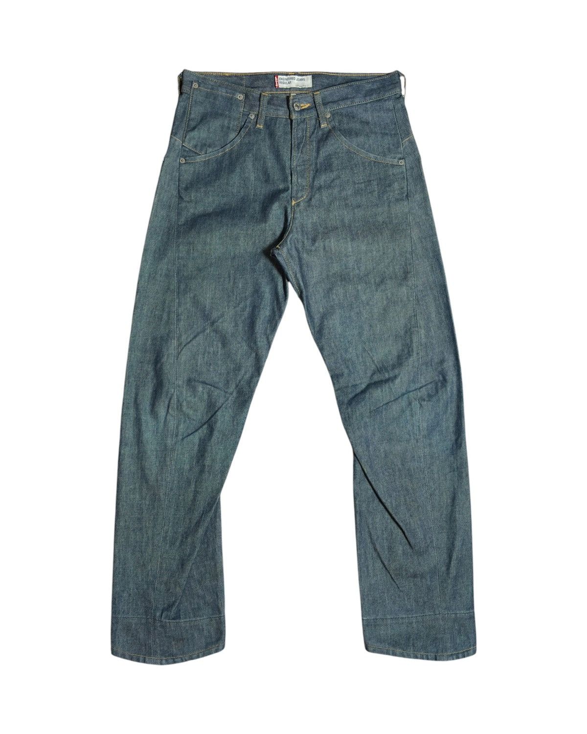Levi’s 00s ENGINEERED REGULAR 3D Cut Levi's 2000s Levi's Engineered Regular Cut Twist 3D Jeans. | Grailed