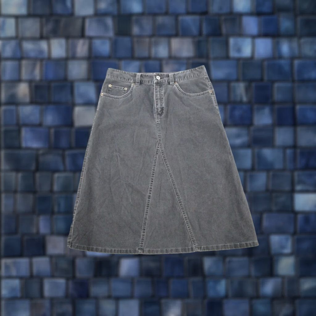 Vintage LL Bean Skirt Women's Size 6 A-Line Midi Gray Velour 0 80s Preppy Vintage No_GFQ1 Outdoors Size 28" / US 6 / IT 42 - 1 Thumbnail