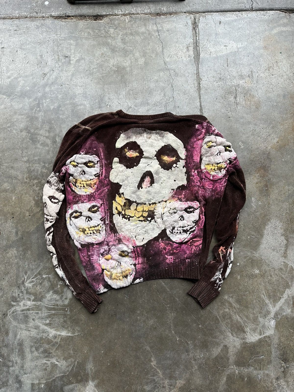 Vintage Custom 1/1 Art Piece Misfits Sweater XL Red Concert Tour Size US XL / EU 56 / 4 - 2 Thumbnail