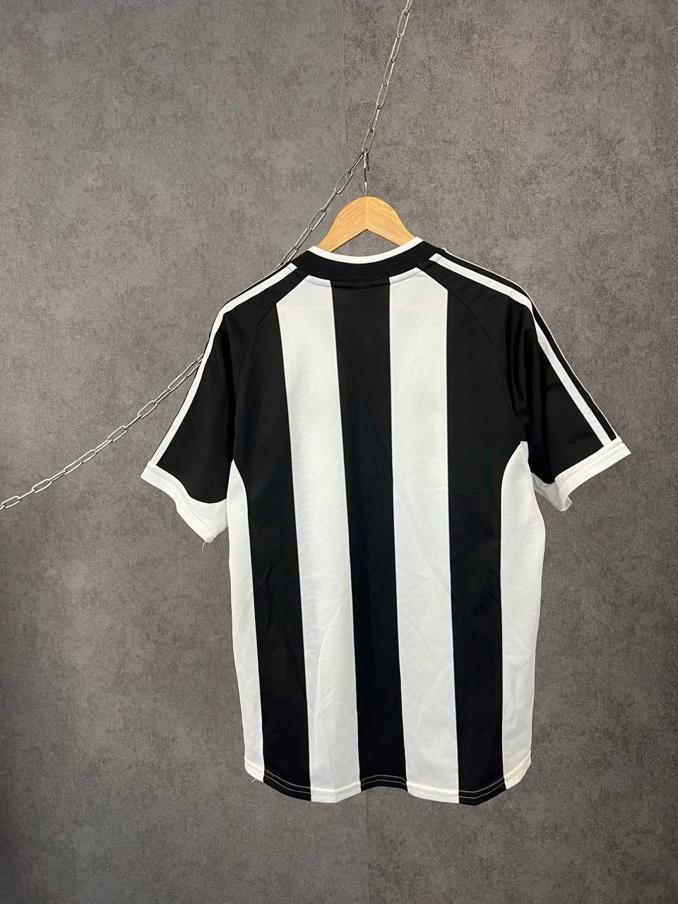 Vintage Newcastle United 2000 vintage adidas soccer jersey Size US M / EU 48-50 / 2 - 8 Thumbnail