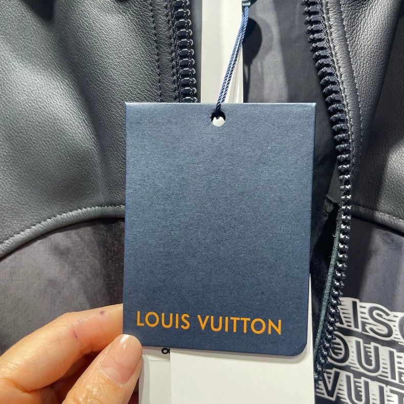 Louis Vuitton Louis Vuitton Patchwork leather hooded jacket Size US M / EU 48-50 / 2 - 6 Thumbnail