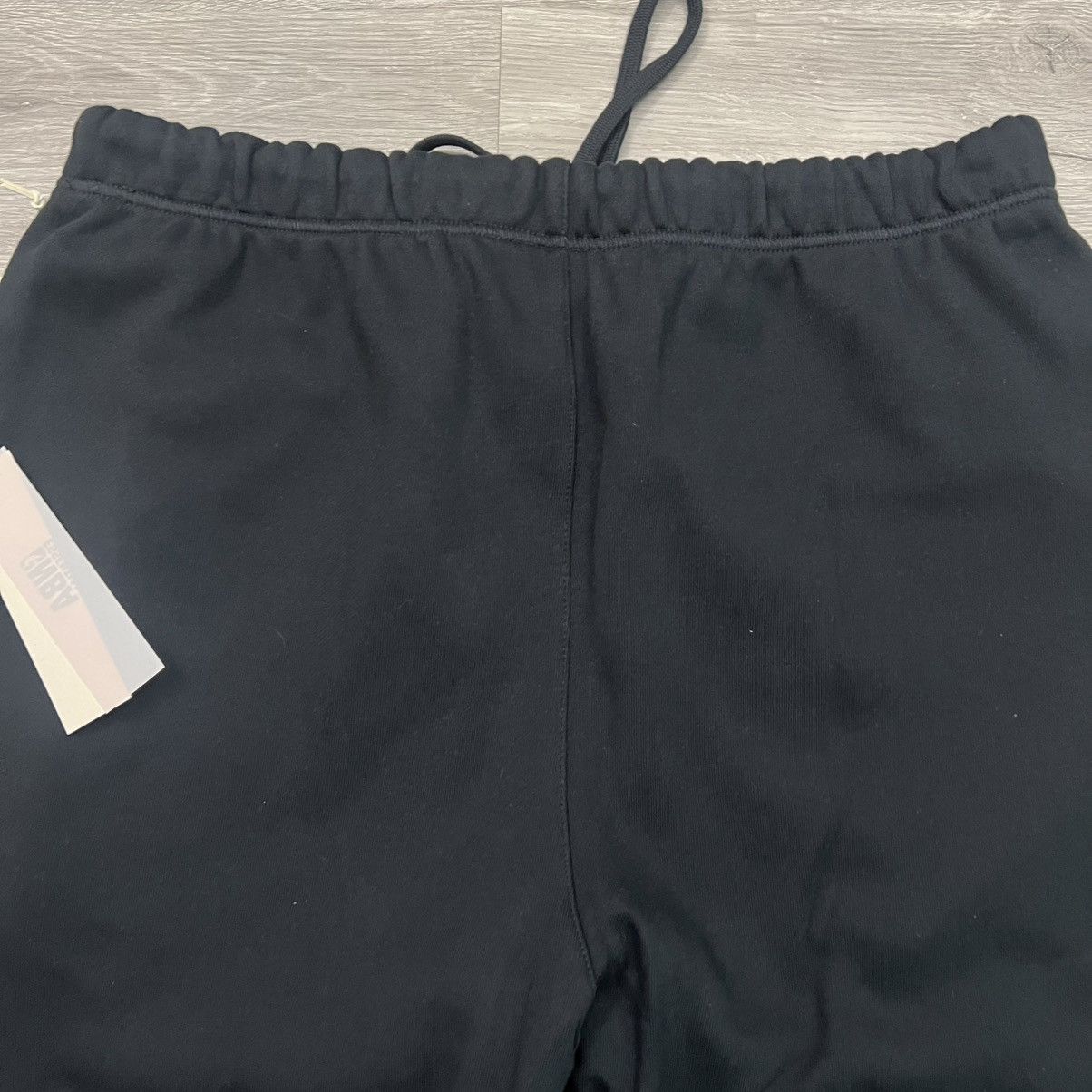 Essentials × NBA Fear of God Essentials NBA Classic Sweatpants Size US 36 / EU 52 - 14 Thumbnail
