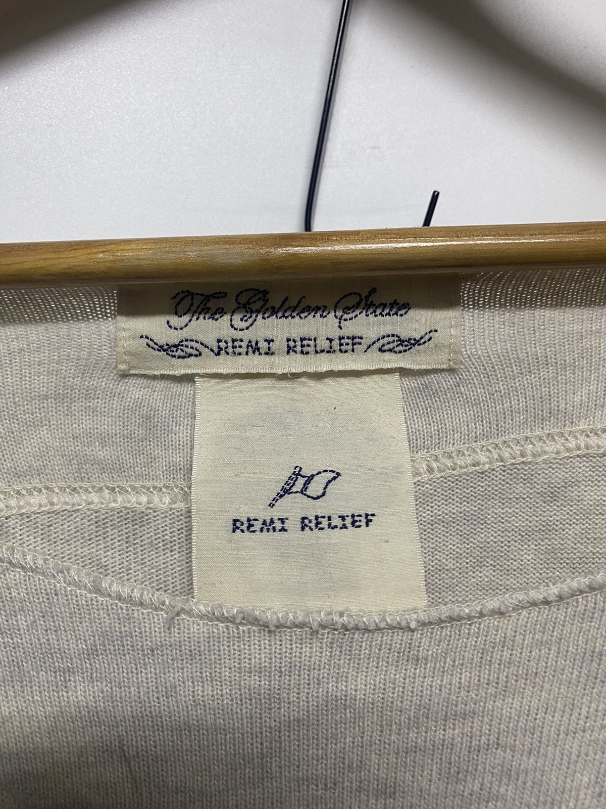 Designer × Remi Relief Vintage REMI RELIEF Shirt Long Sleeve Size L / US 10 / IT 46 - 11 Thumbnail