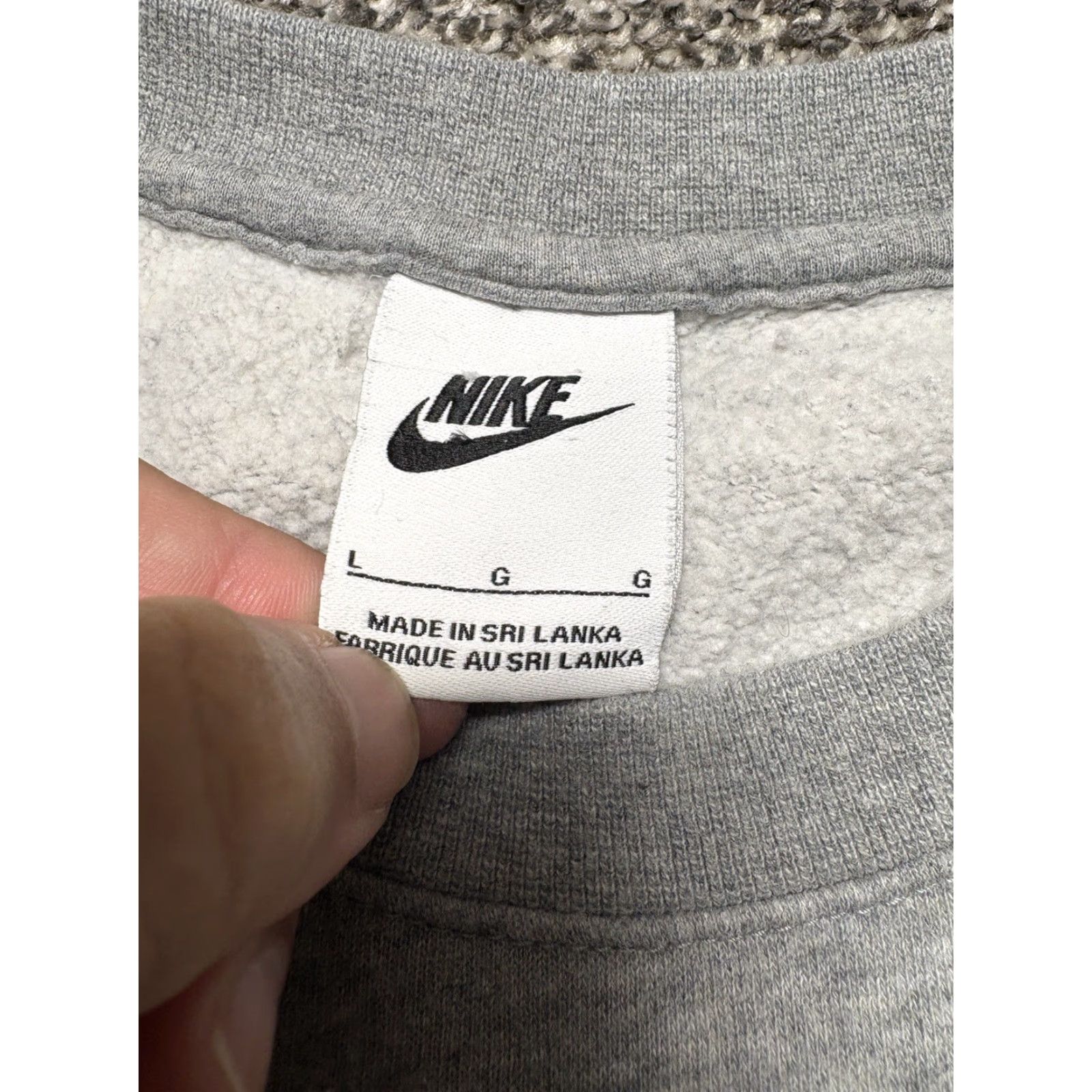 Nike Nike Sweatshirt Mens Large Gray Club Fleece Crewneck Pullover Minimalist Size US L / EU 52-54 / 3 - 3 Thumbnail