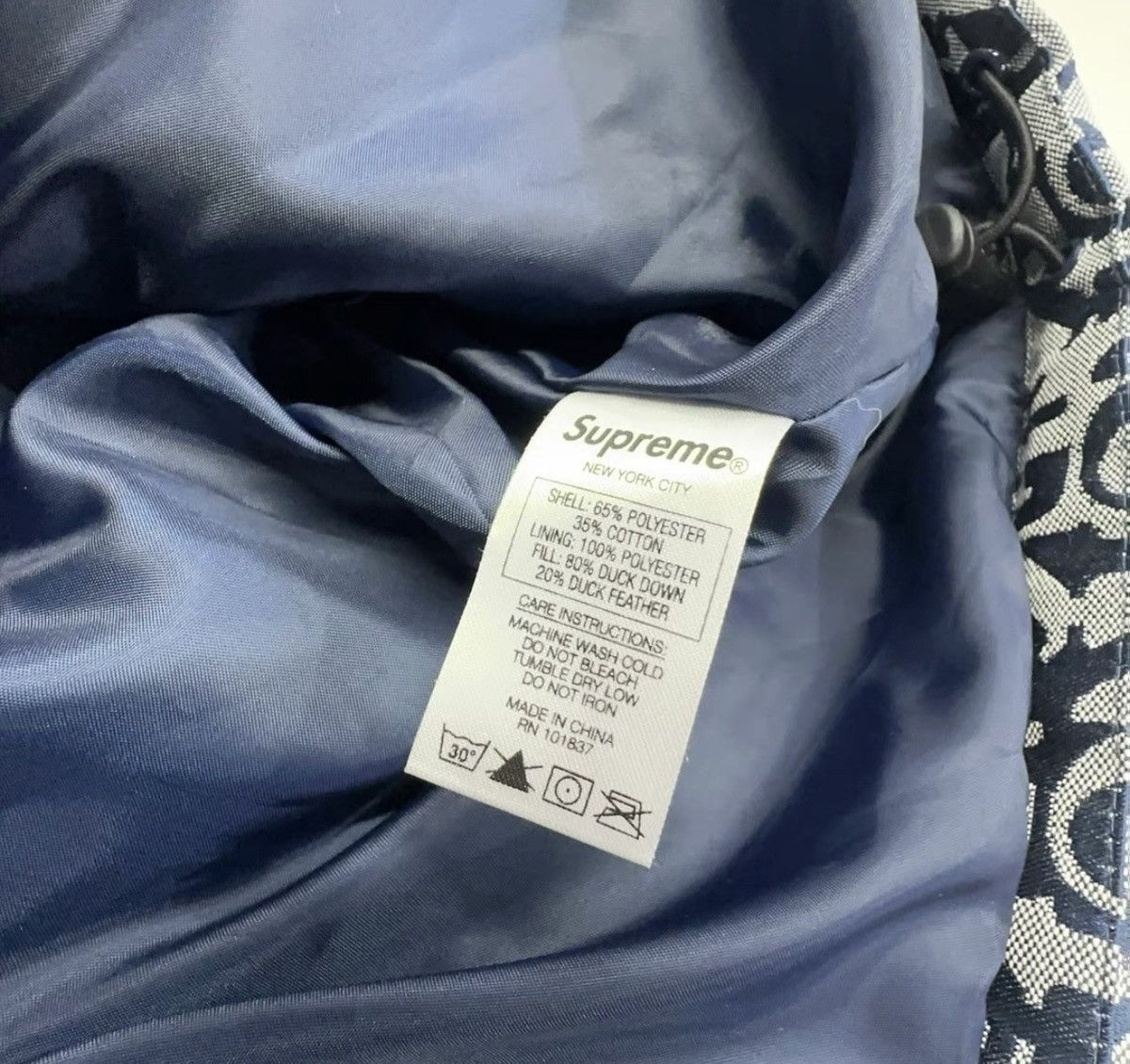 Supreme Supreme 17fw fuck jacquard puffy Jacket Size US L / EU 52-54 / 3 - 4 Thumbnail