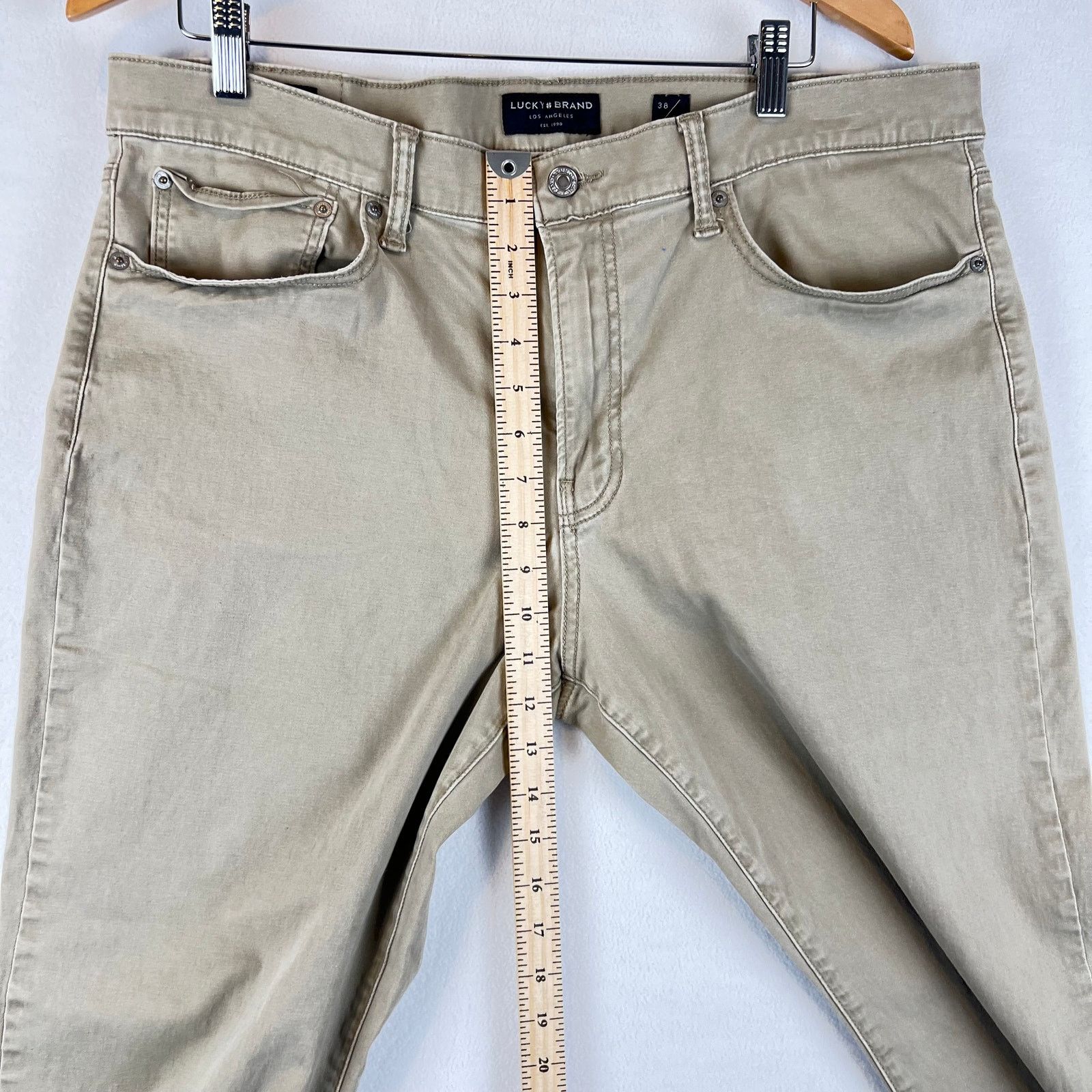 Lucky Brand Lucky Brand Jeans Mens 38x32 Tan 121 Slim Straight Stretch Size US 38 / EU 54 - 10 Thumbnail