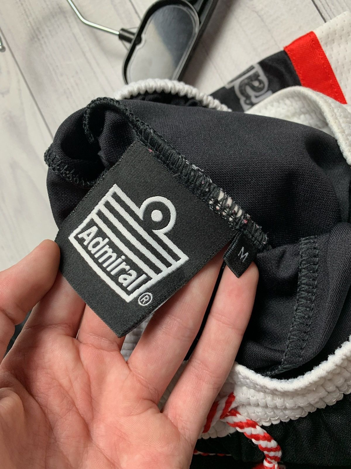 Vintage Vintage Barnsley Admiral soccer shorts size M retro black Size US 32 / EU 48 - 6 Thumbnail