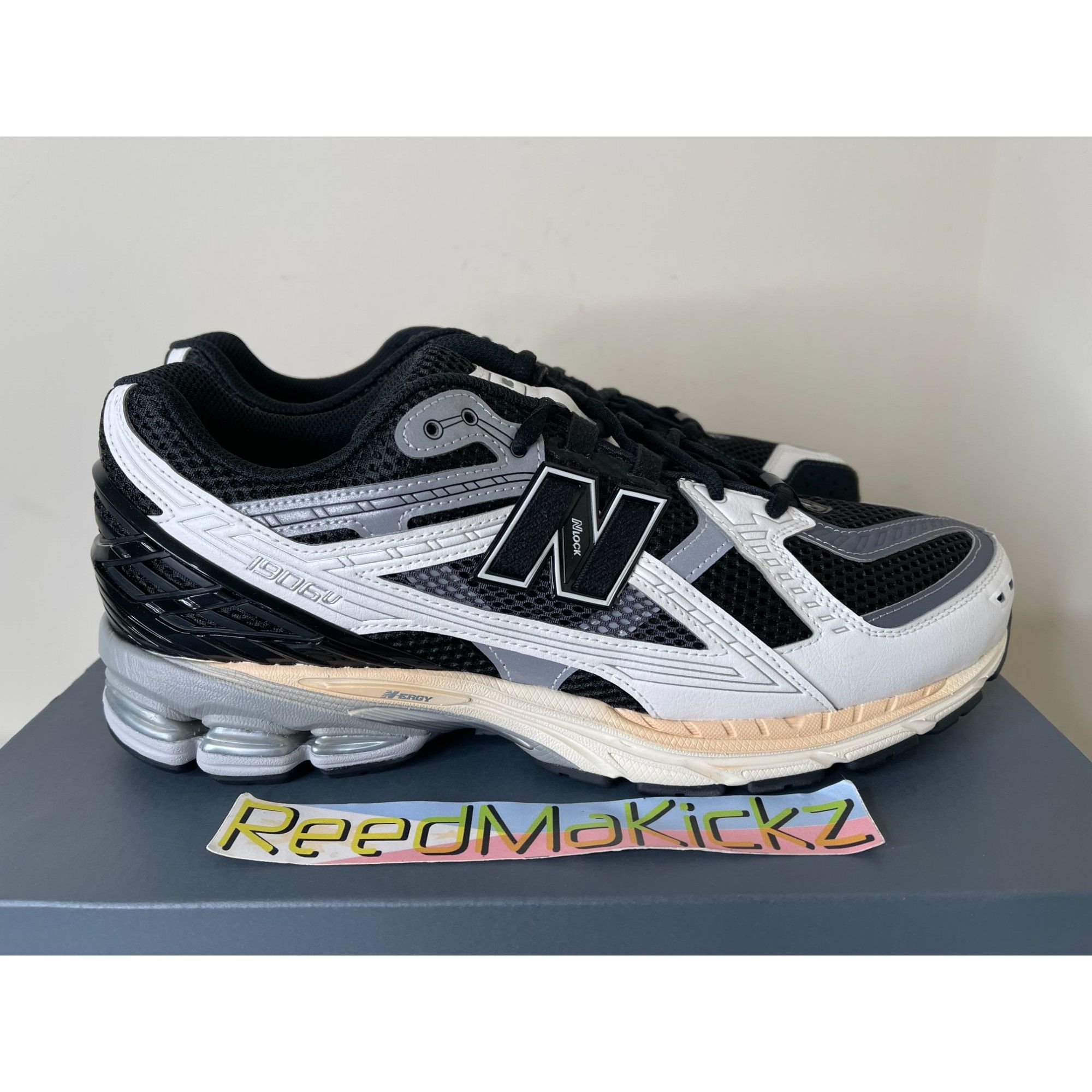 New Balance New Balance 1906 Utility Black Sea Salt Magnet Mens 11us Size US 11 / EU 44 - 2 Thumbnail