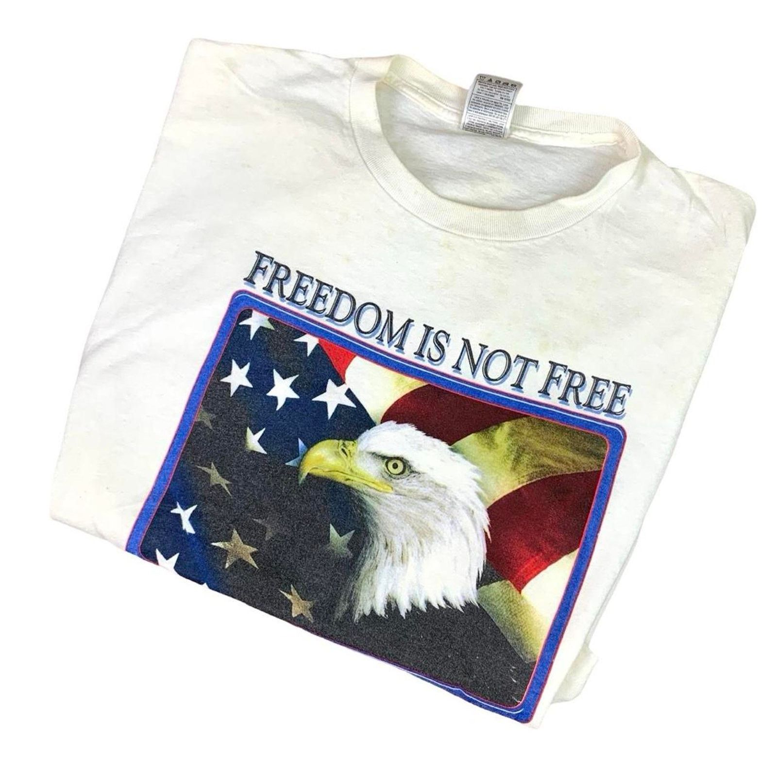 Vintage Vintage Freedom is Not Free Patriotic T-shirt Size US M / EU 48-50 / 2 - 1 Thumbnail