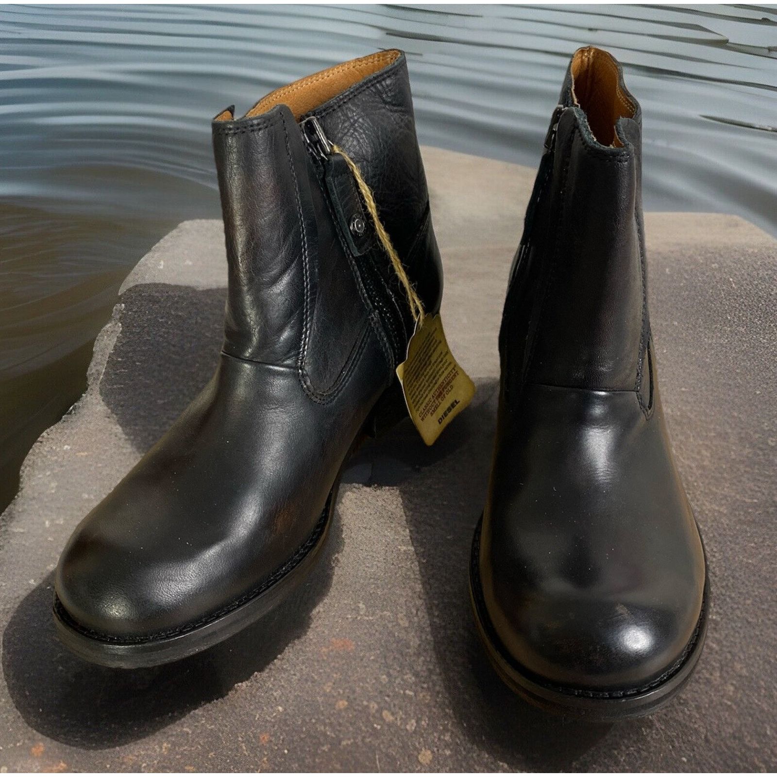 Diesel NWT Diesel Women Ankle Boots Stiefeletten DARK Brown 7.5 USA Size US 7.5 / IT 37.5 - 1 Thumbnail