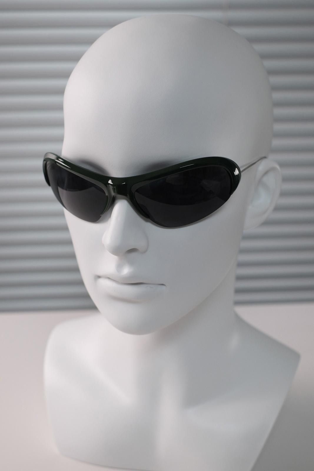 Other Y2k Vtg Avant Garde Futuristic Green Sunglasses Unisex OS Size ONE SIZE - 2 Thumbnail