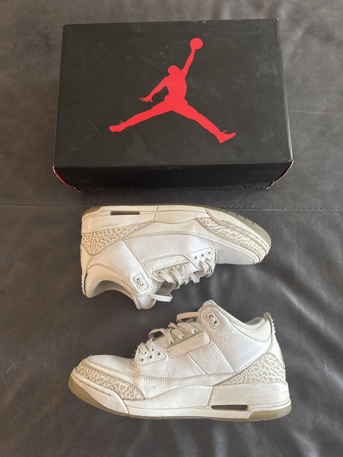 Jordan Brand Jordan 3 Retro Triple White Size US 10 / EU 43 - 4 Thumbnail