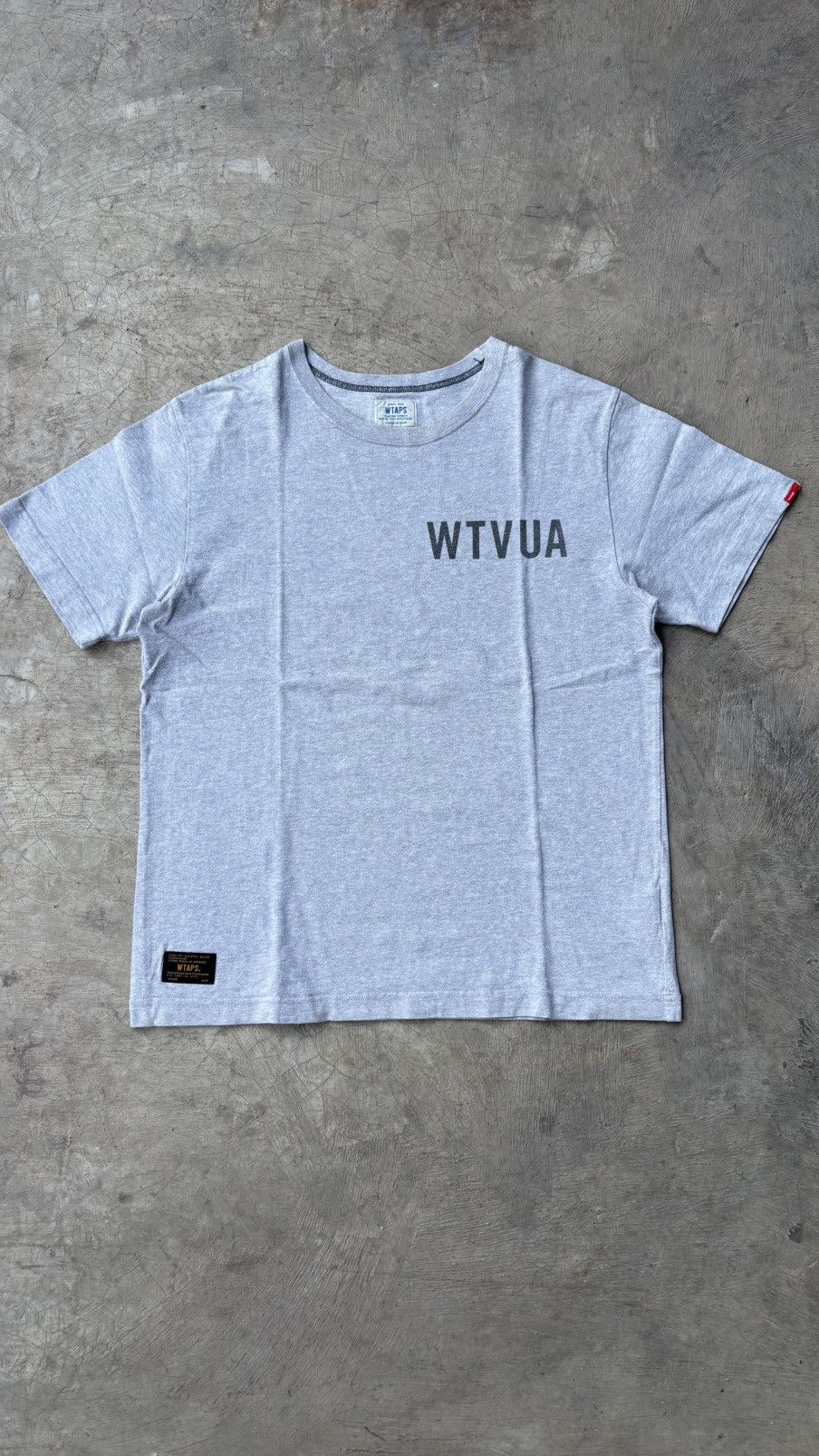Neighborhood × Wtaps WTAPS WTVUA Logo Print T-shirt Grey Size US M / EU 48-50 / 2 - 1 Thumbnail